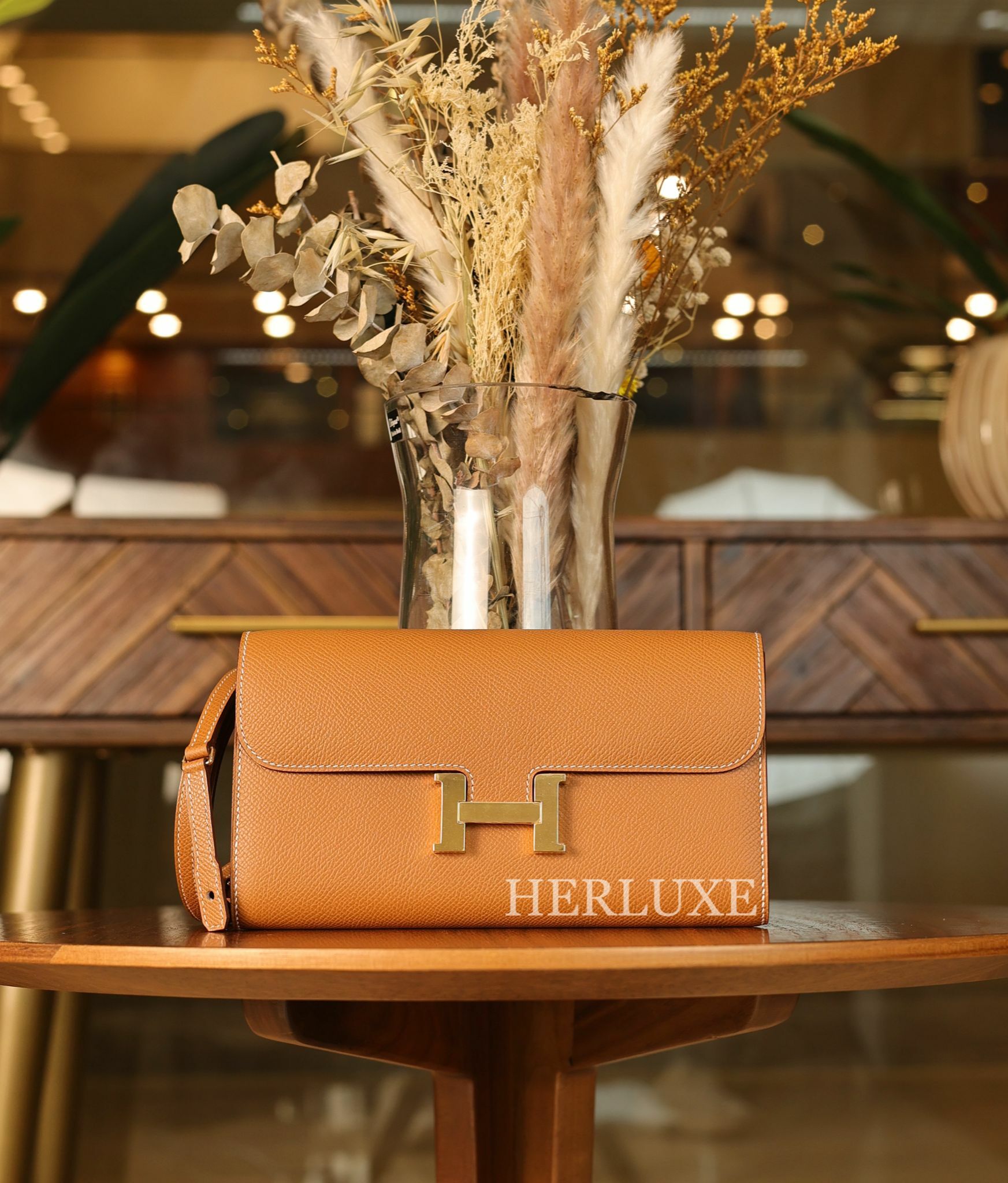 Constance to go 37 gold cc epsom K