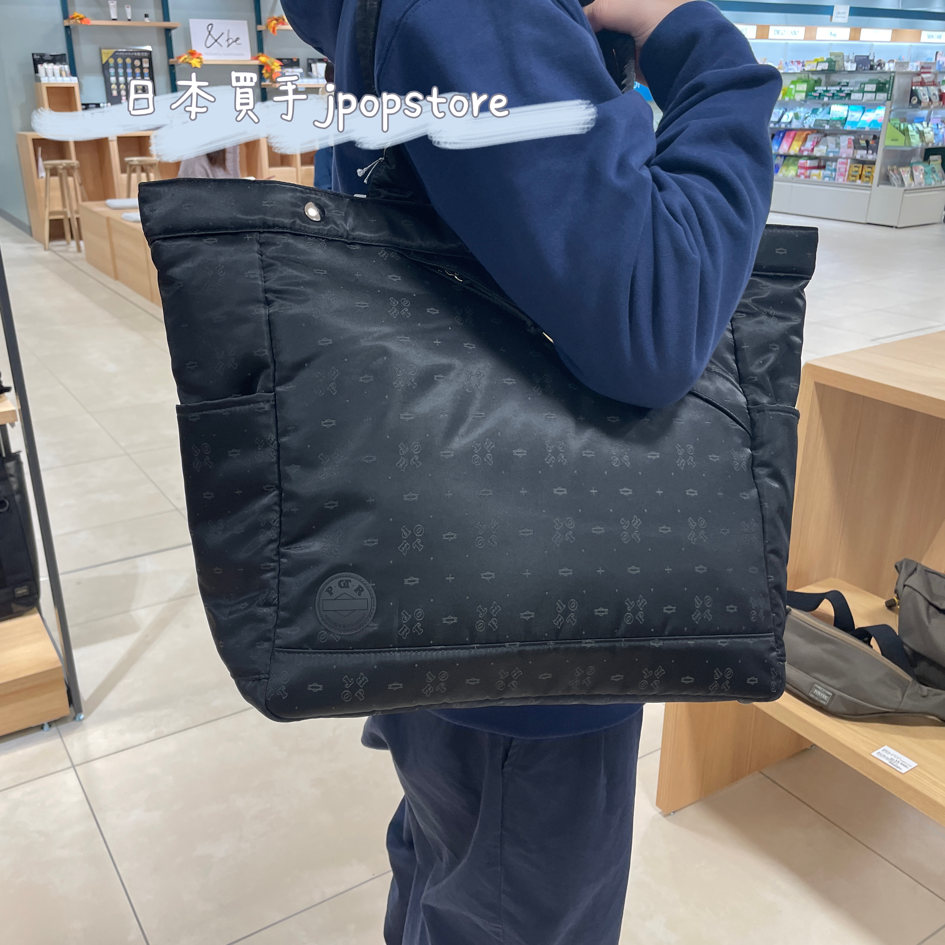 日本吉田包 PORTER / POTR MONOGRAM TOTE BAG