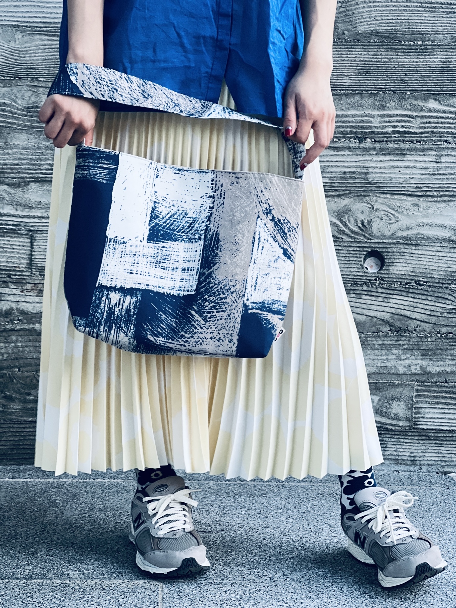 Shoulder tote |  Navy 粉筆畫布