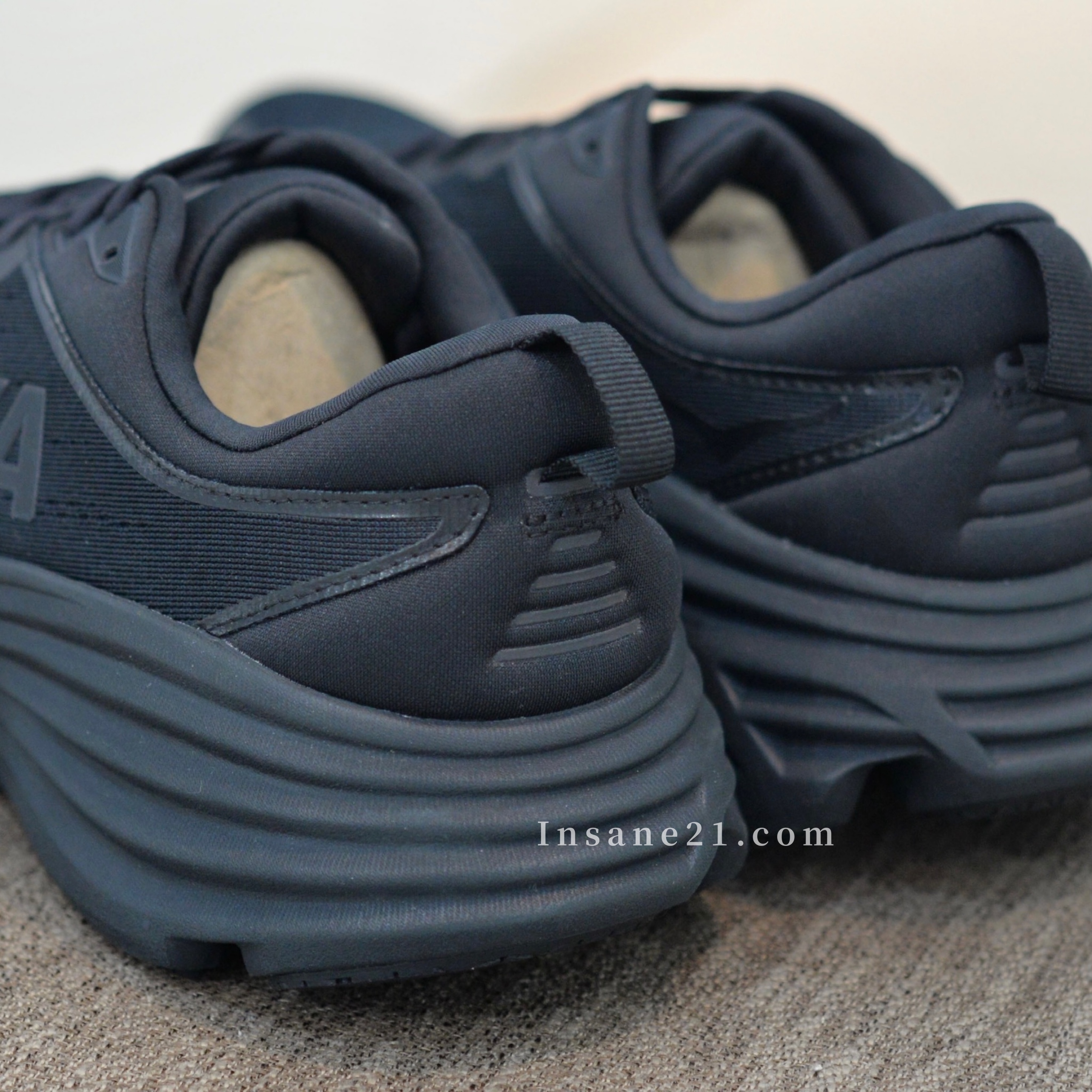 Hoka One One Bondi 8 Triple Black 1127952/BBLC