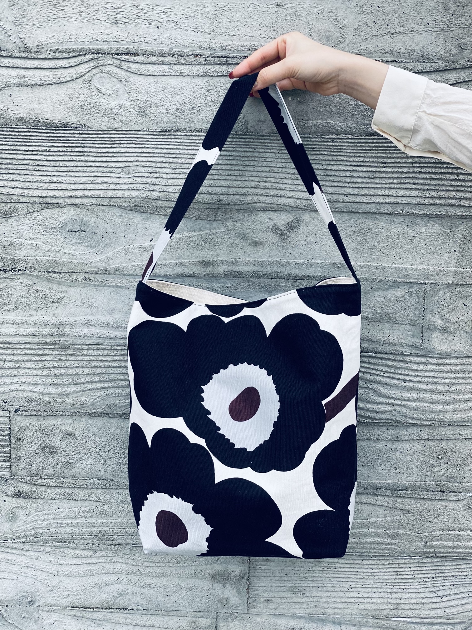 Shoulder tote | Mariekko Black canvas fabric