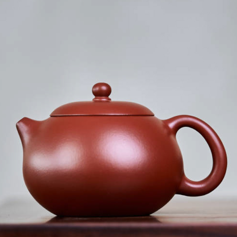 【西施】--圓器的豐腴， 若娉婷女子姣好的面容與身形， 歷經歲月， 風華如故。