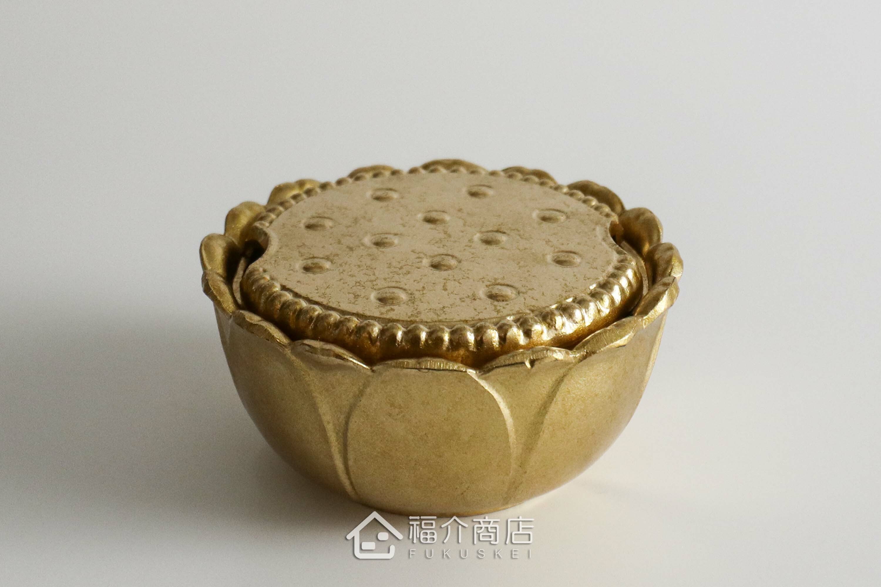 蓮花台造型香爐