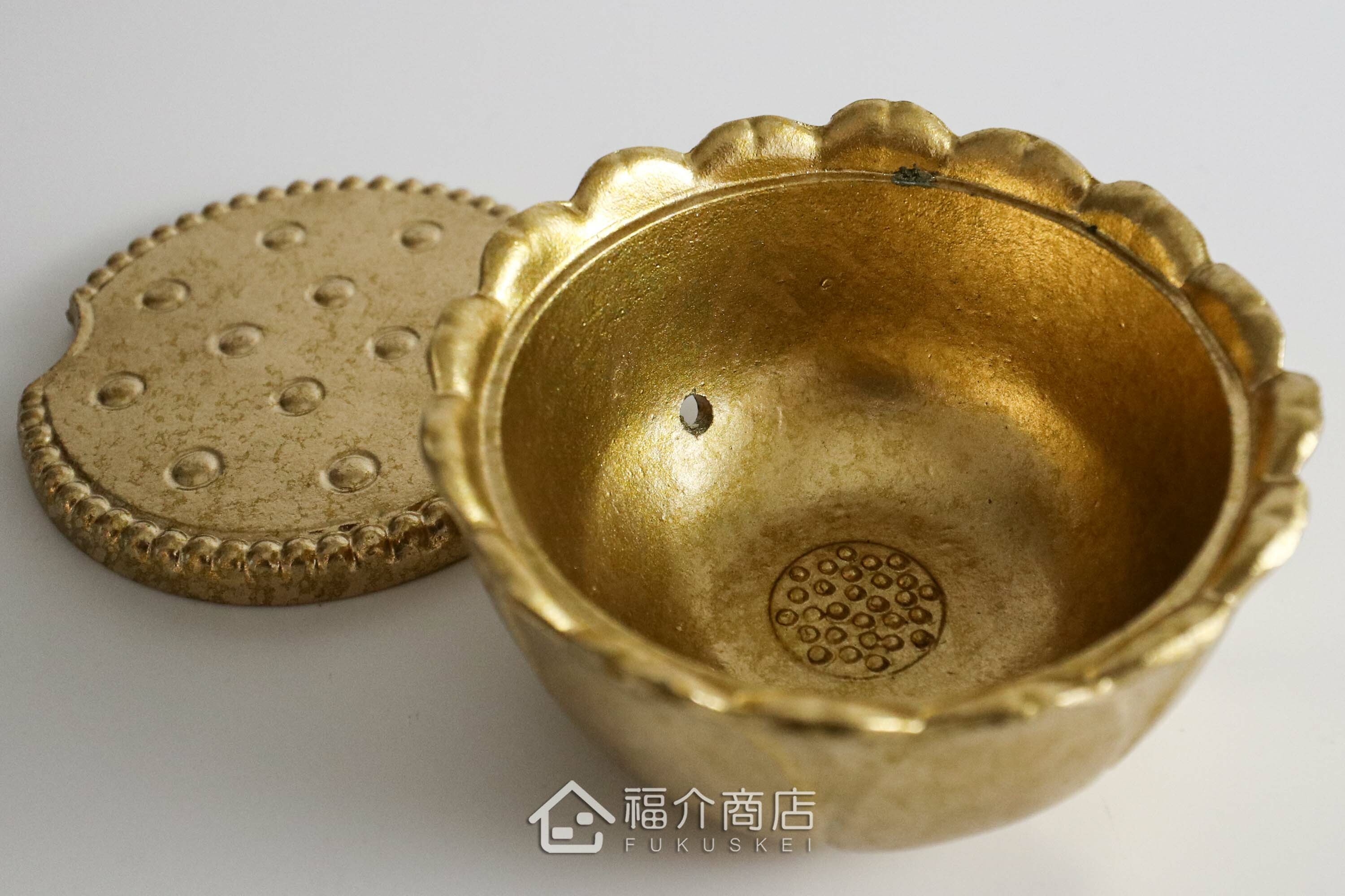 蓮花台造型香爐