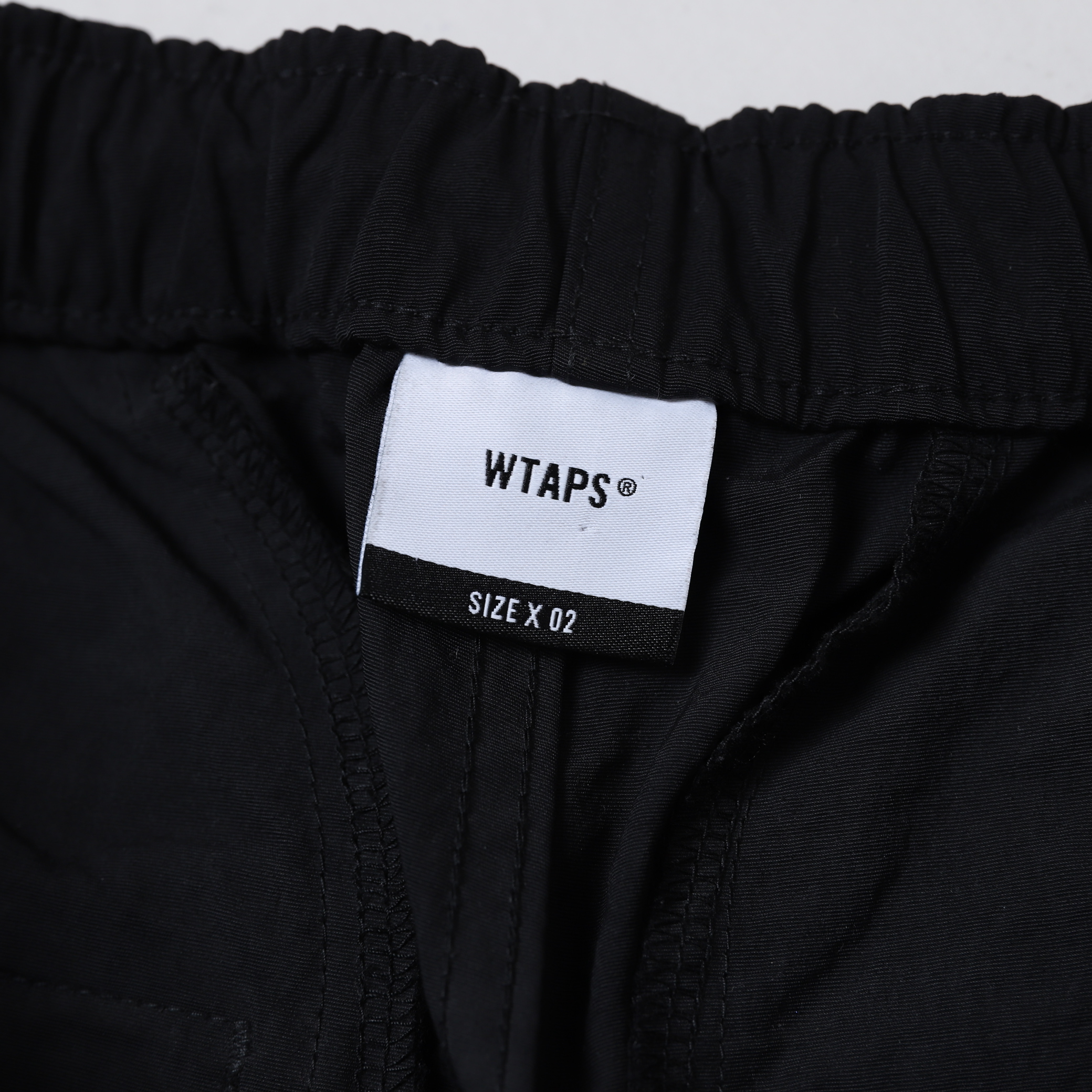 二手X02 WTAPS TUSSAH TRACK SHORT 黑色腰帶織帶多口袋工作短褲191BR 二手X02 WTAPS TUSSAH TRACK SHORT 黑色腰帶織帶多口袋工作短褲191BR