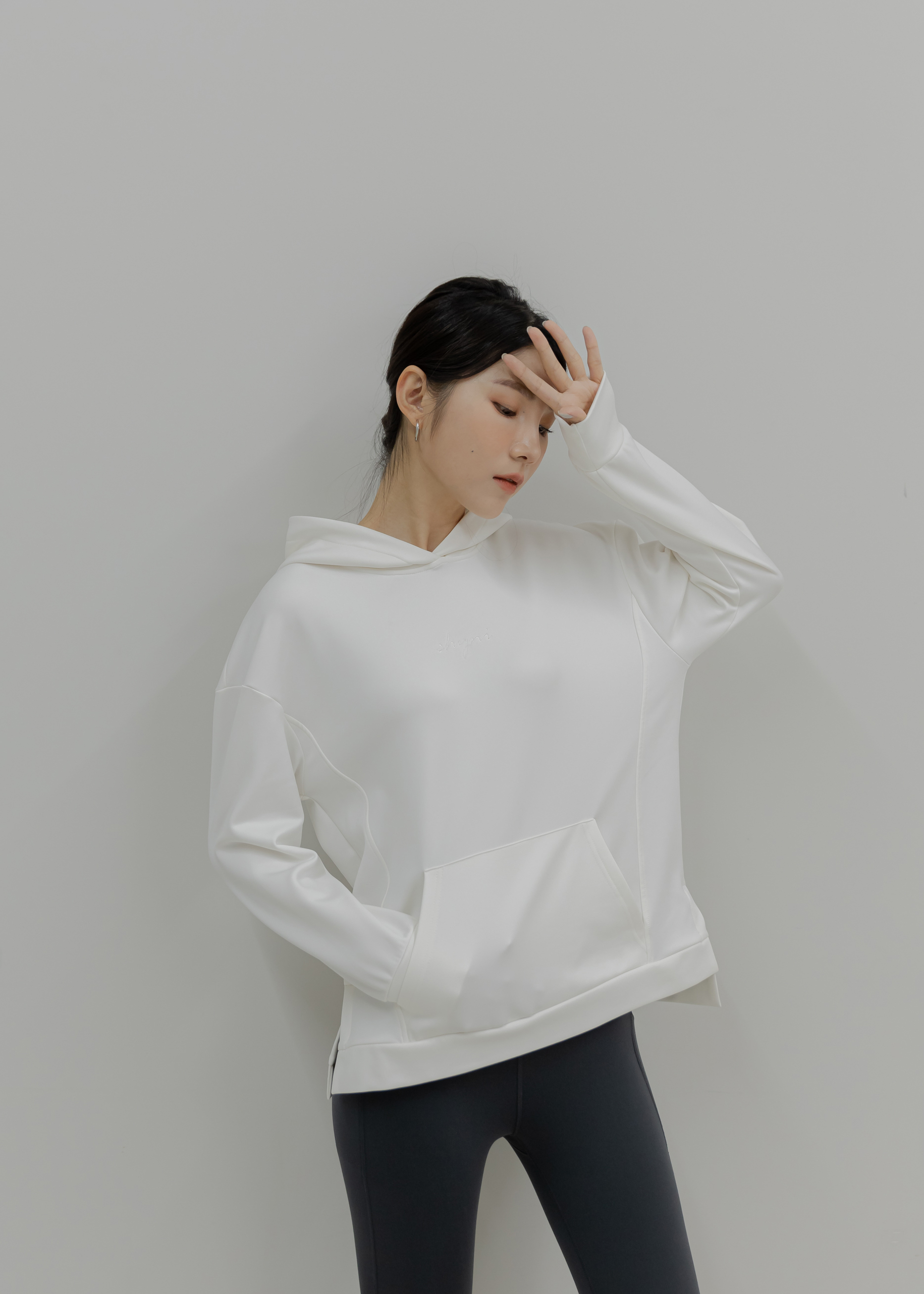 中長版內刷毛刺繡Hoodie- White