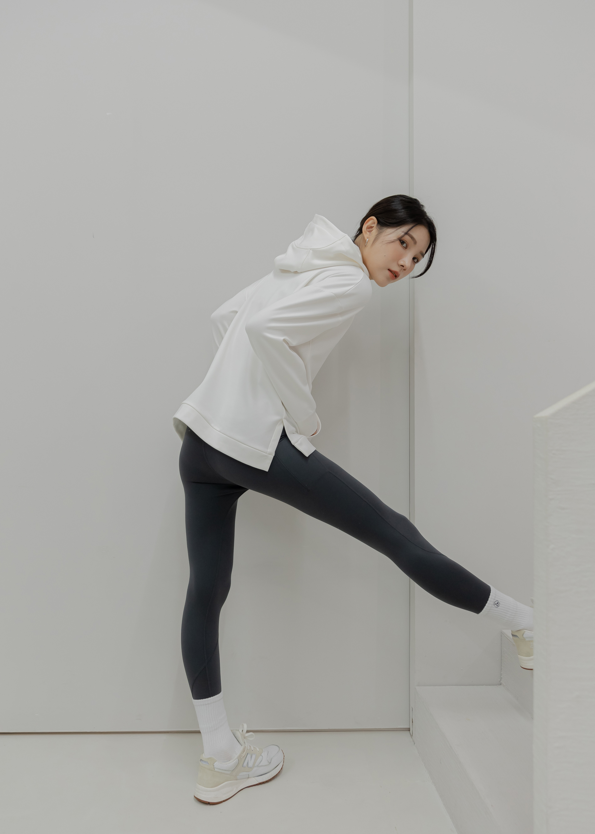 中長版內刷毛刺繡Hoodie- White