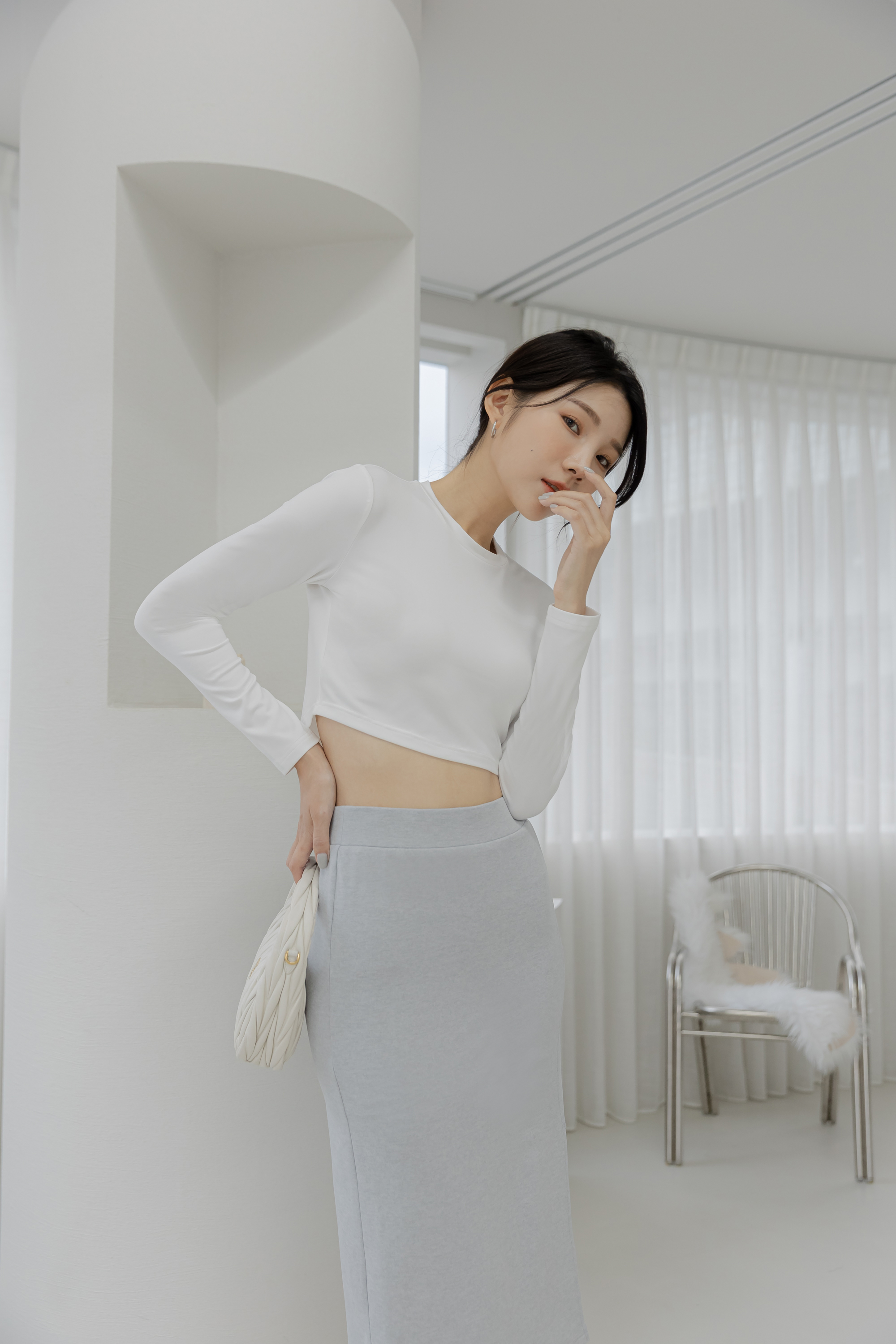 百搭親膚短版合身上衣- White