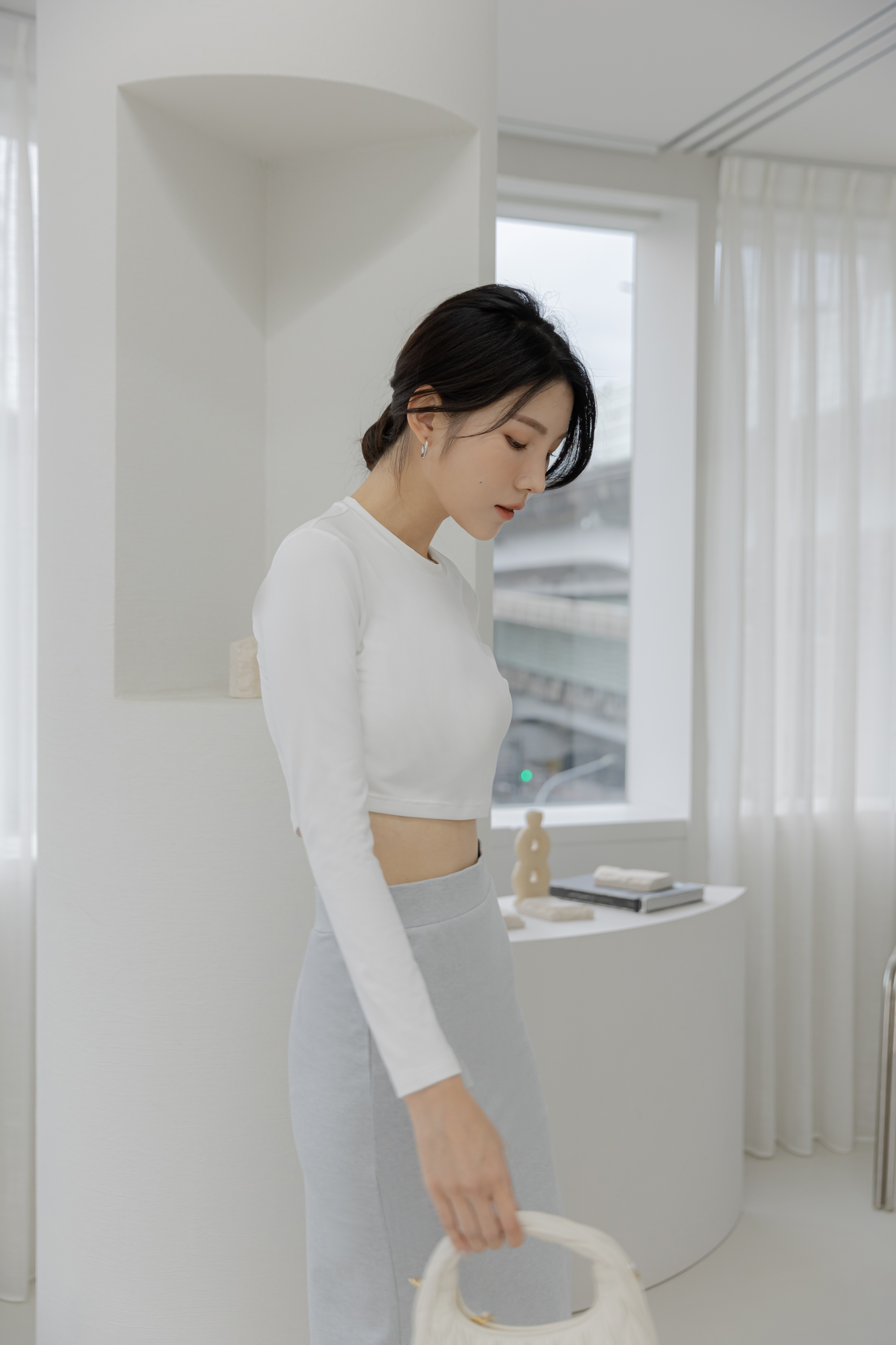 百搭親膚短版合身上衣- White