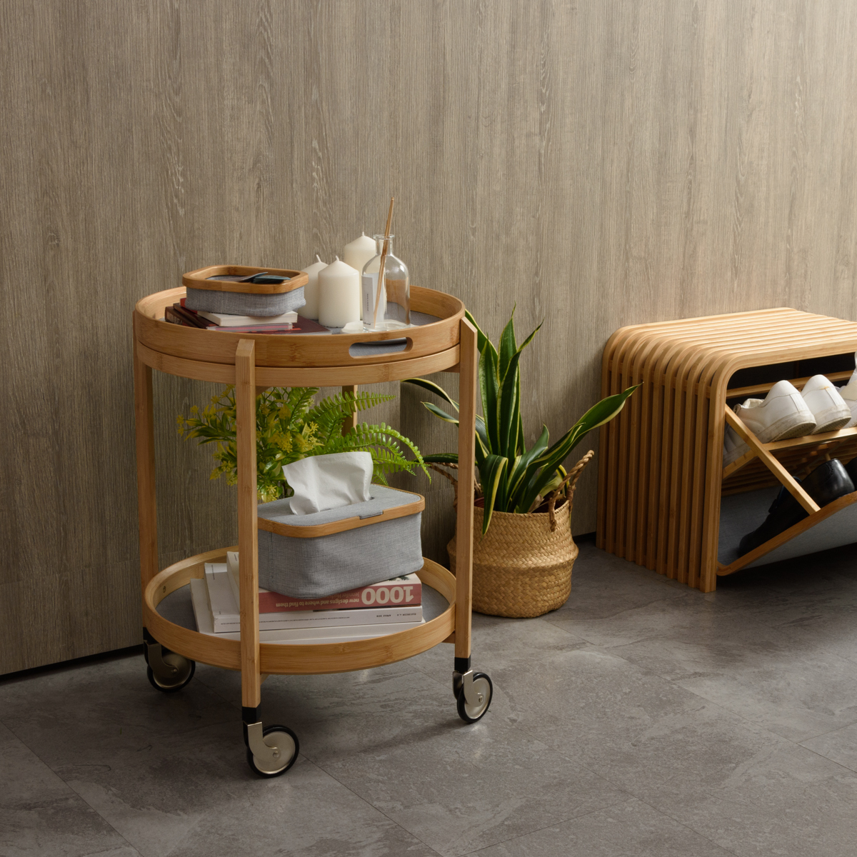 Roca 雙層推車 可當作置物架、邊桌等, 具備多種功能