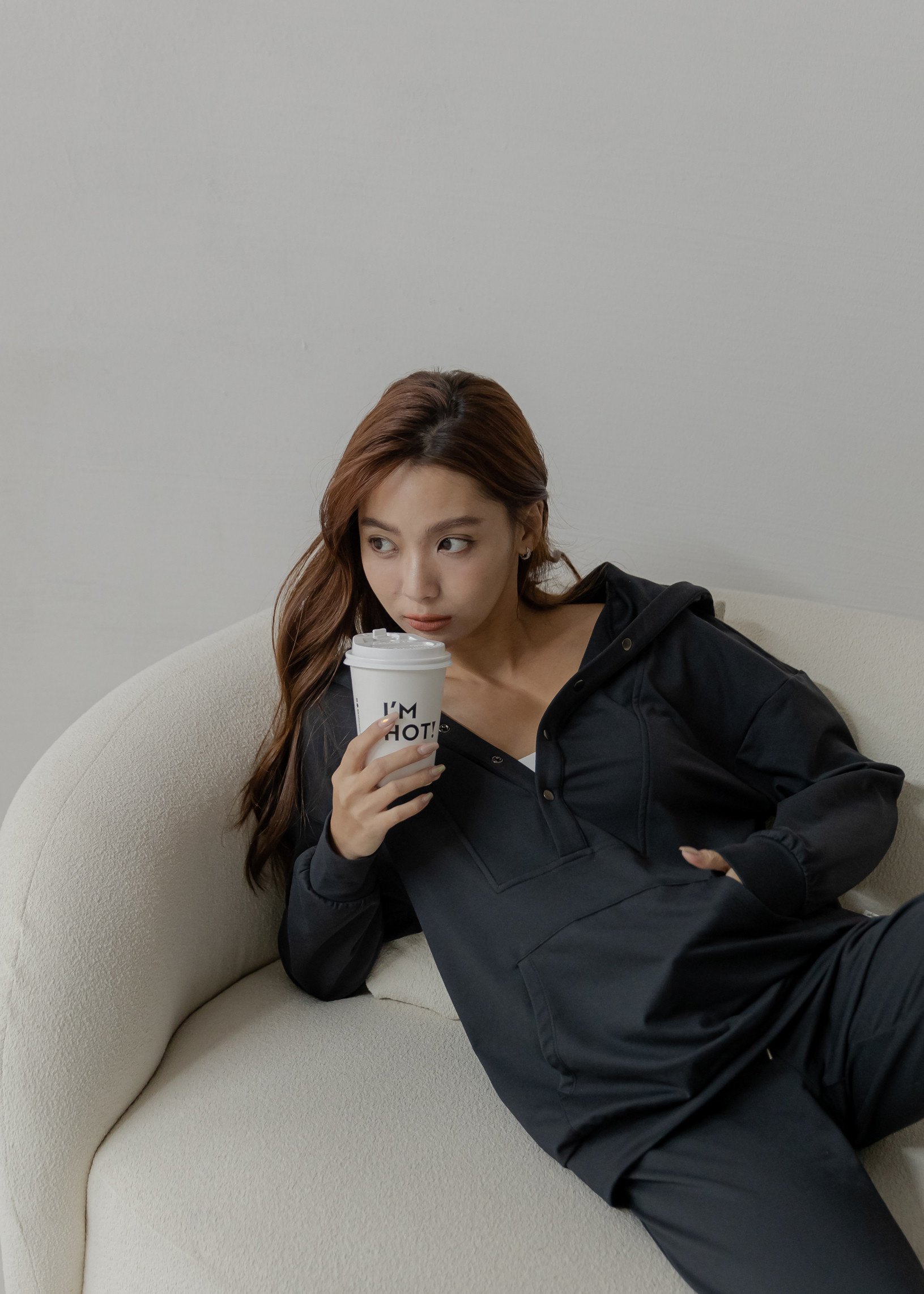 磨毛感寬鬆前開釦Hoodie- Black