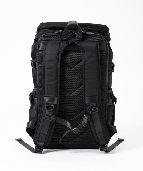 SIERRA TIMÓN BACKPACK BLACK EDITION