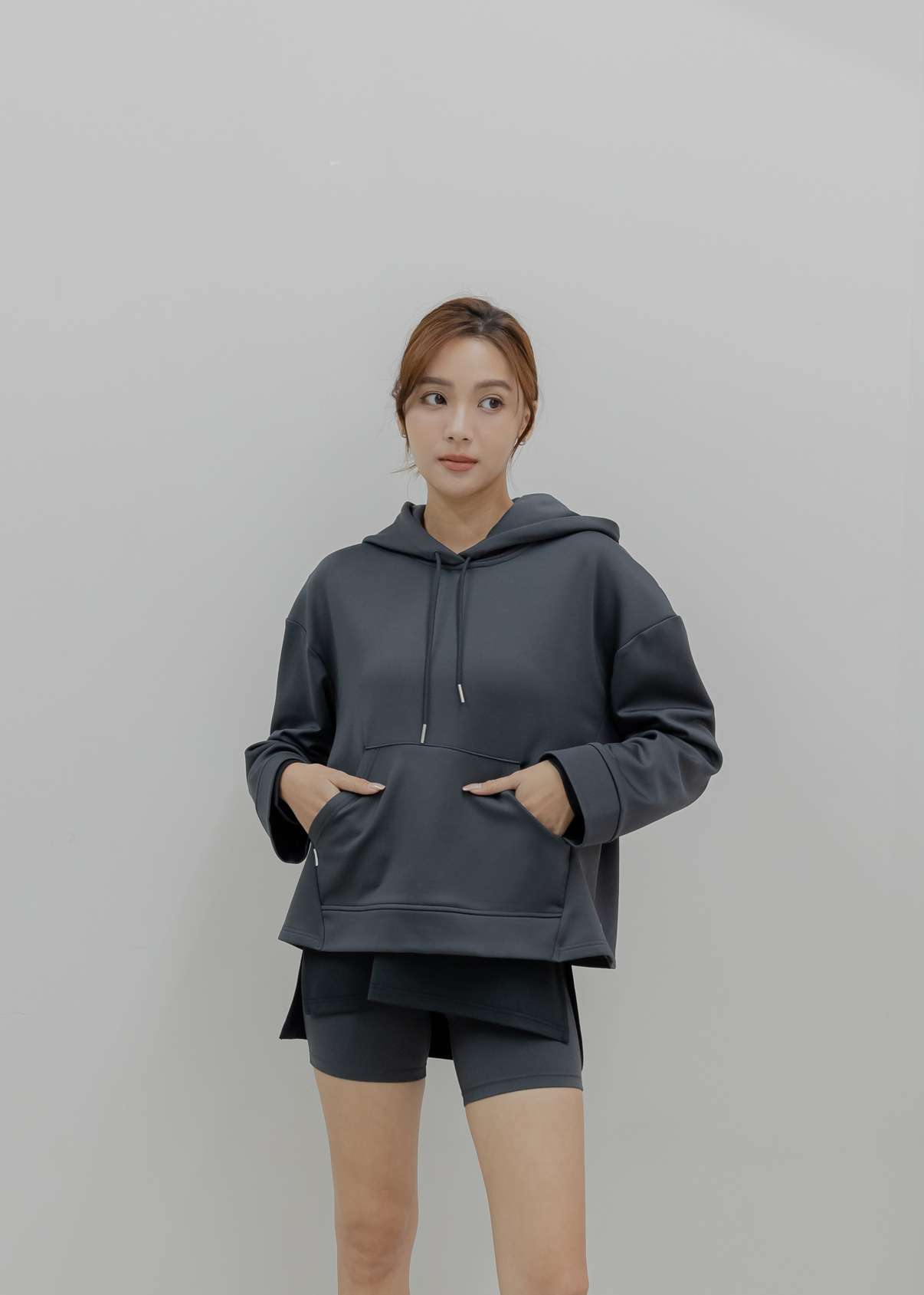 內刷毛寬袖 A-Line Hoodie- Carbon Black