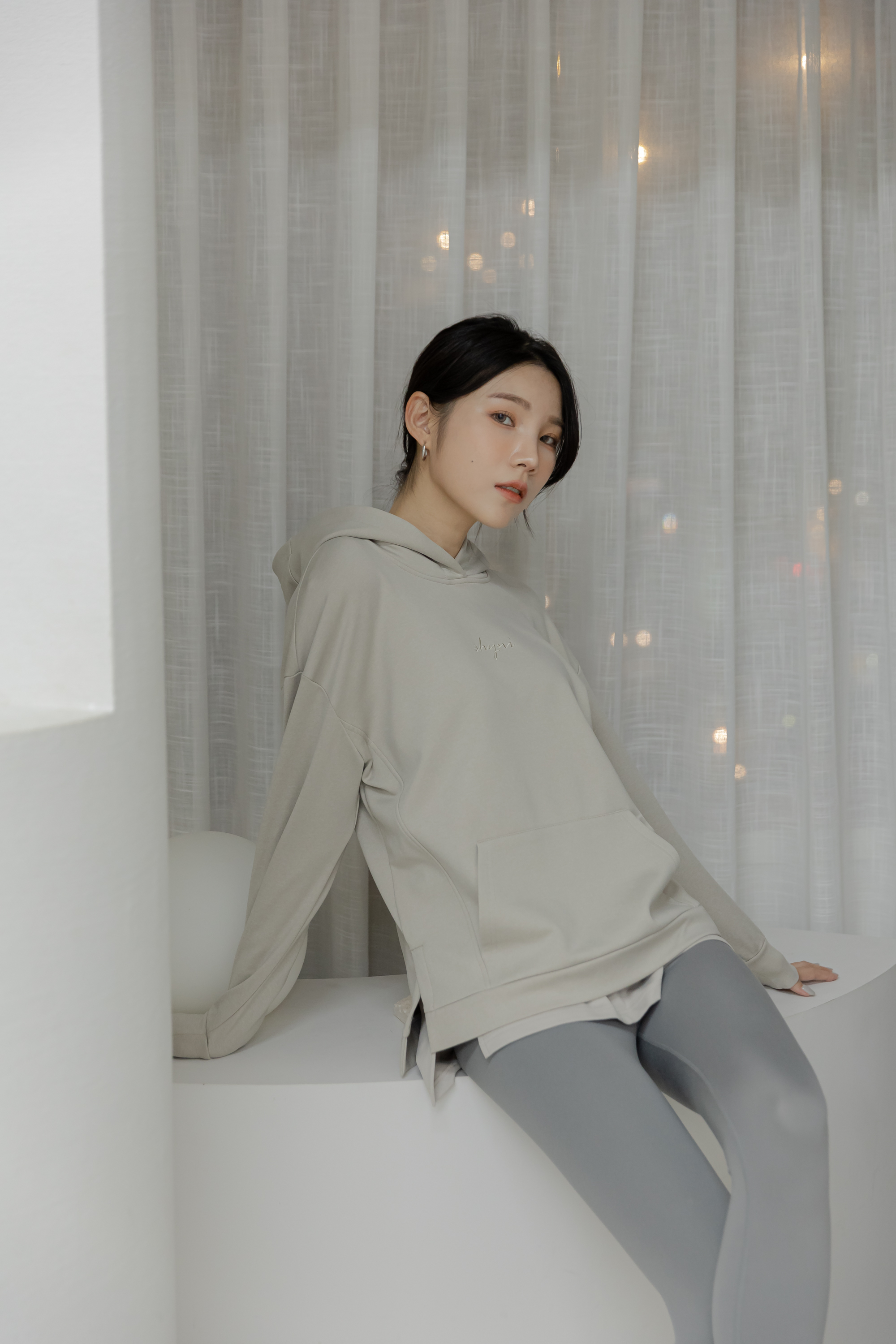 中長版內刷毛刺繡Hoodie- Sand Heather