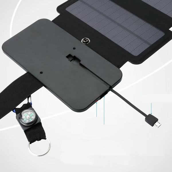 日本TSK 高品質折疊5片太陽能移動充電器 (P3431)