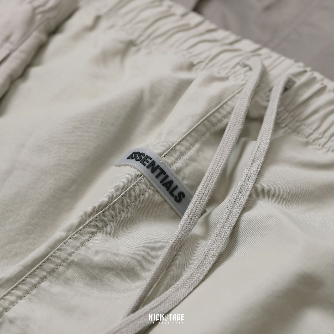 国産品 未使用品☆FOG ESSENTIALS TRACK PANTS 0322 その他 - en