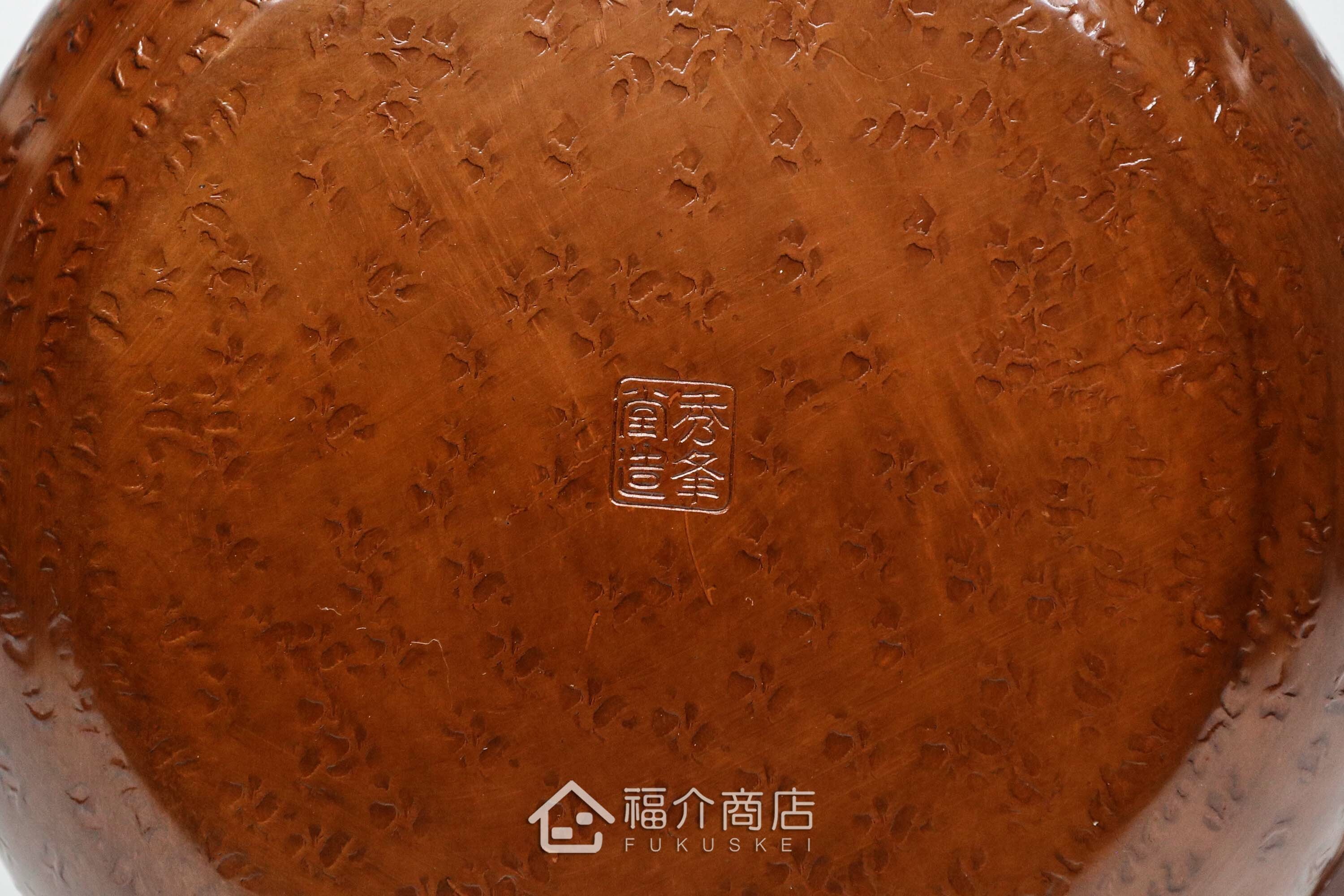 煮水泡茶用的咖啡色銅壺