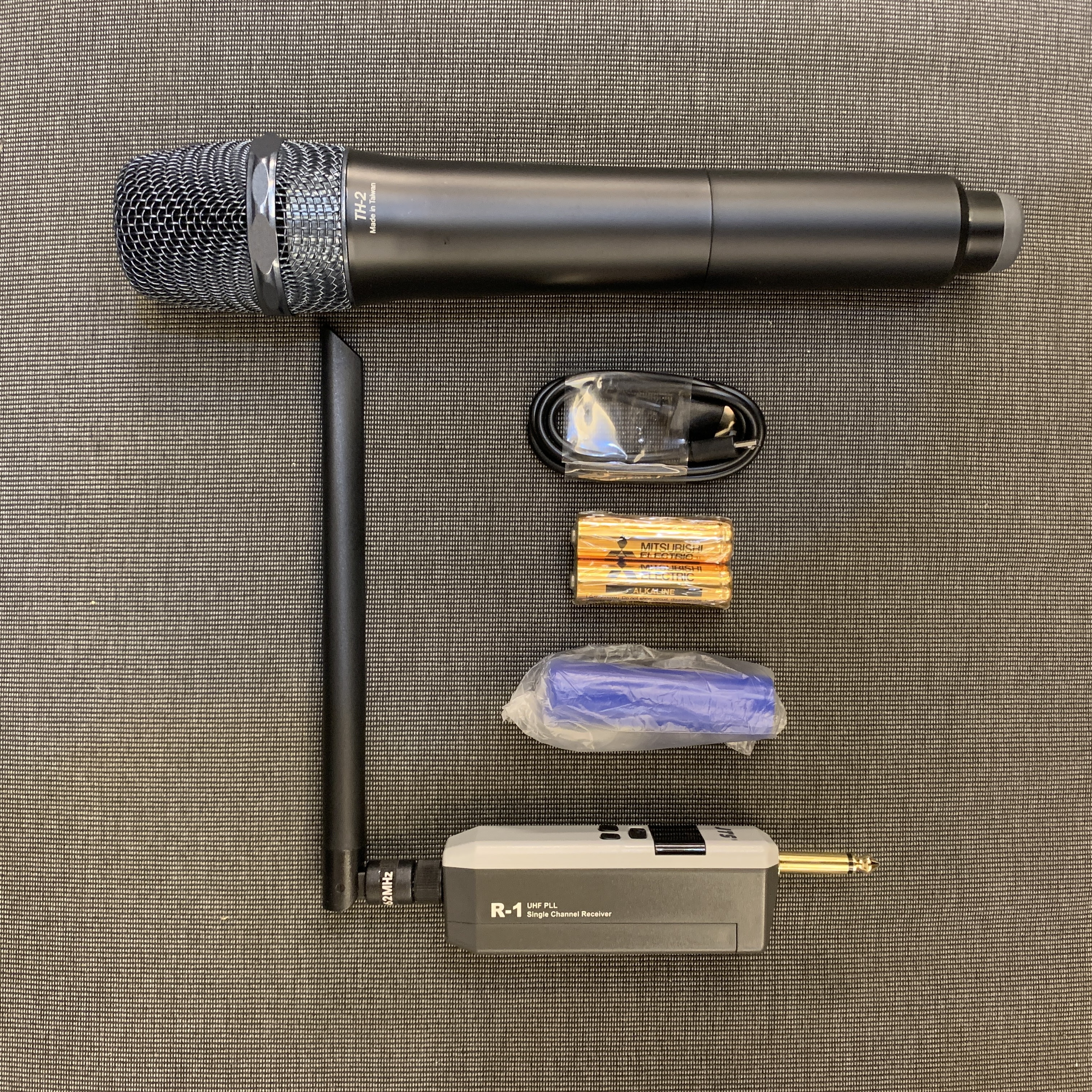 JTS JTS 一對一無線麥克風系統 R-1接收器(6.3mm) + TH-2麥克風 第 3 張圖片｜三峽麥克風