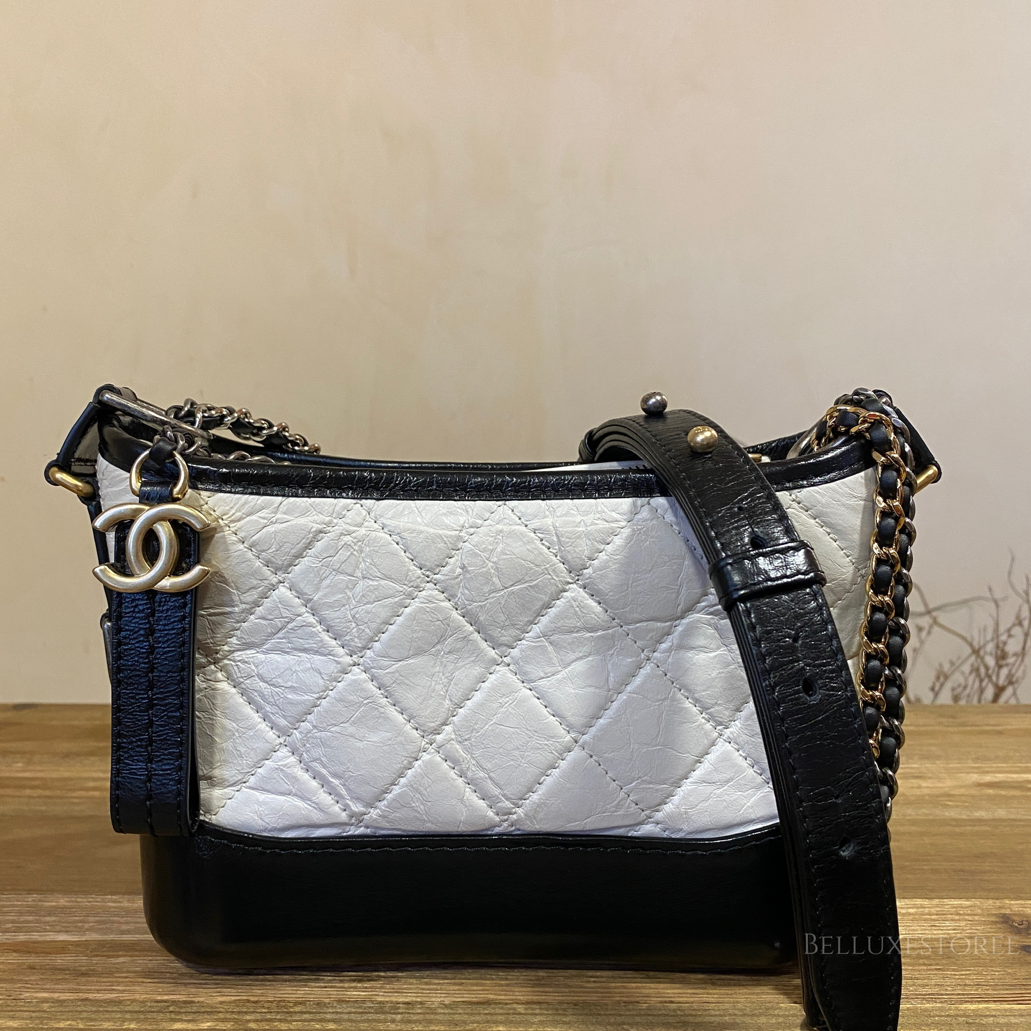 chanel gabrielle hobo
