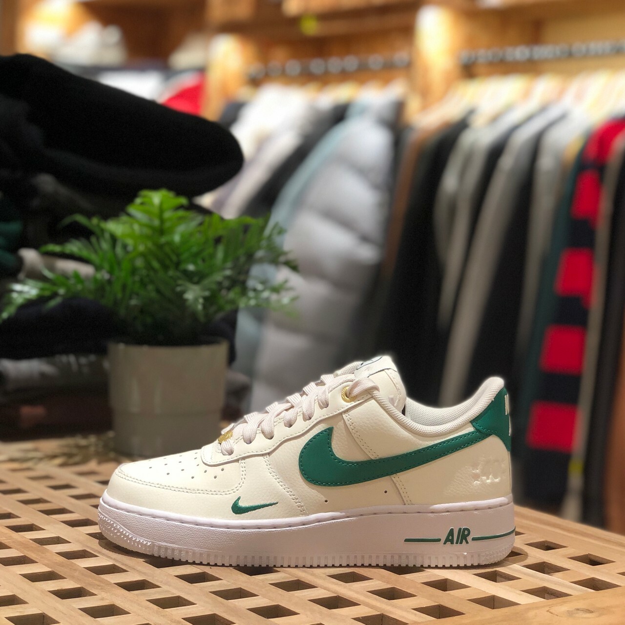 Nike Air Force 1 07 SE Malachite 綠勾 白綠 小綠勾 40週年 男女 DQ7582-101/DQ7658-101