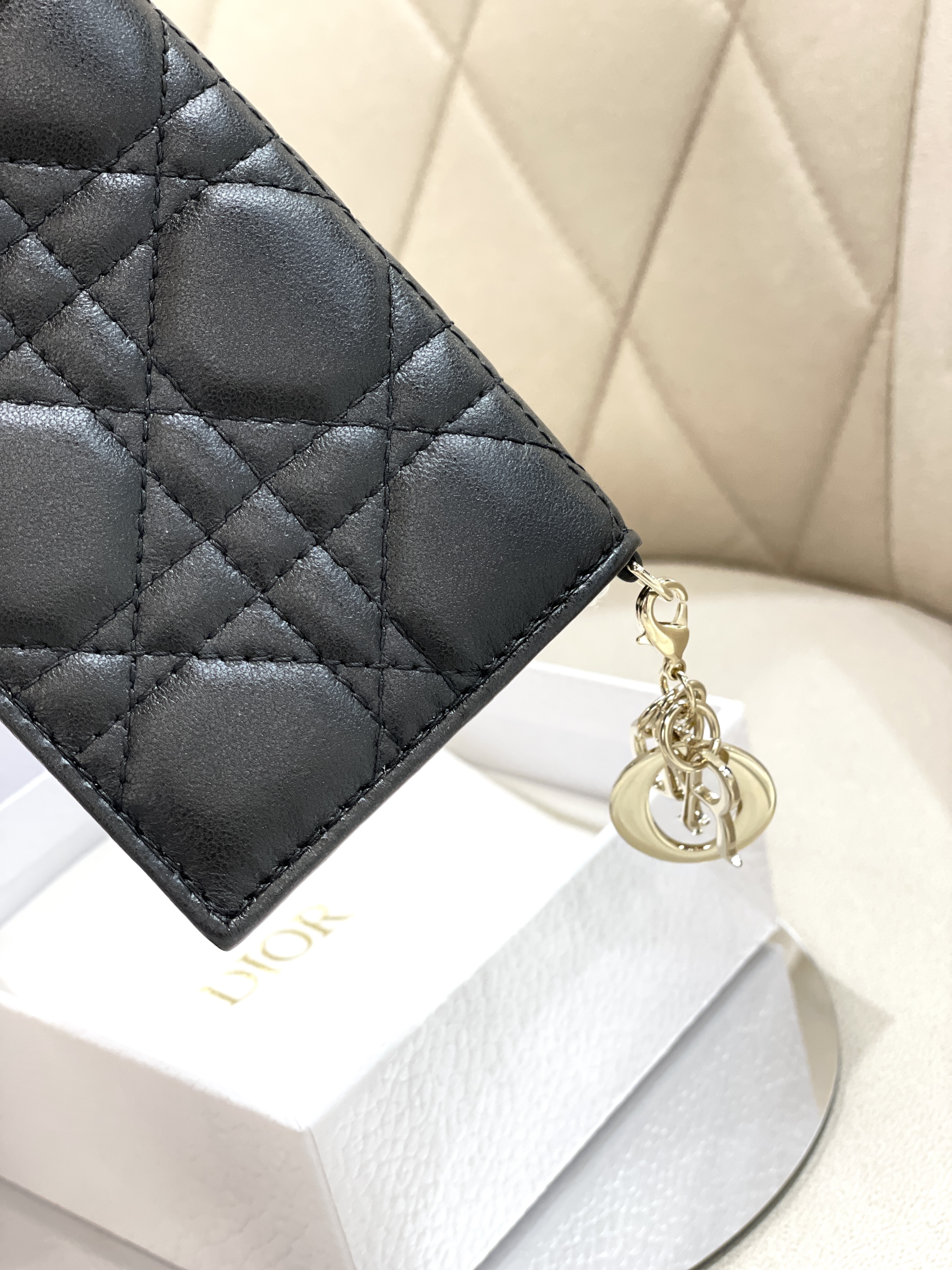 DIOR Lady Dior Flap Cardholder