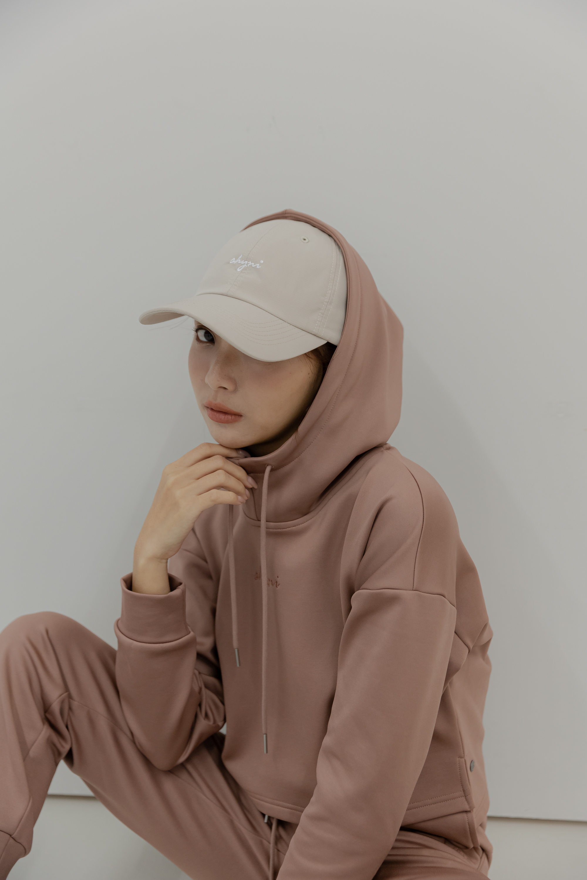 短版內刷毛刺繡Hoodie- Orange Brown