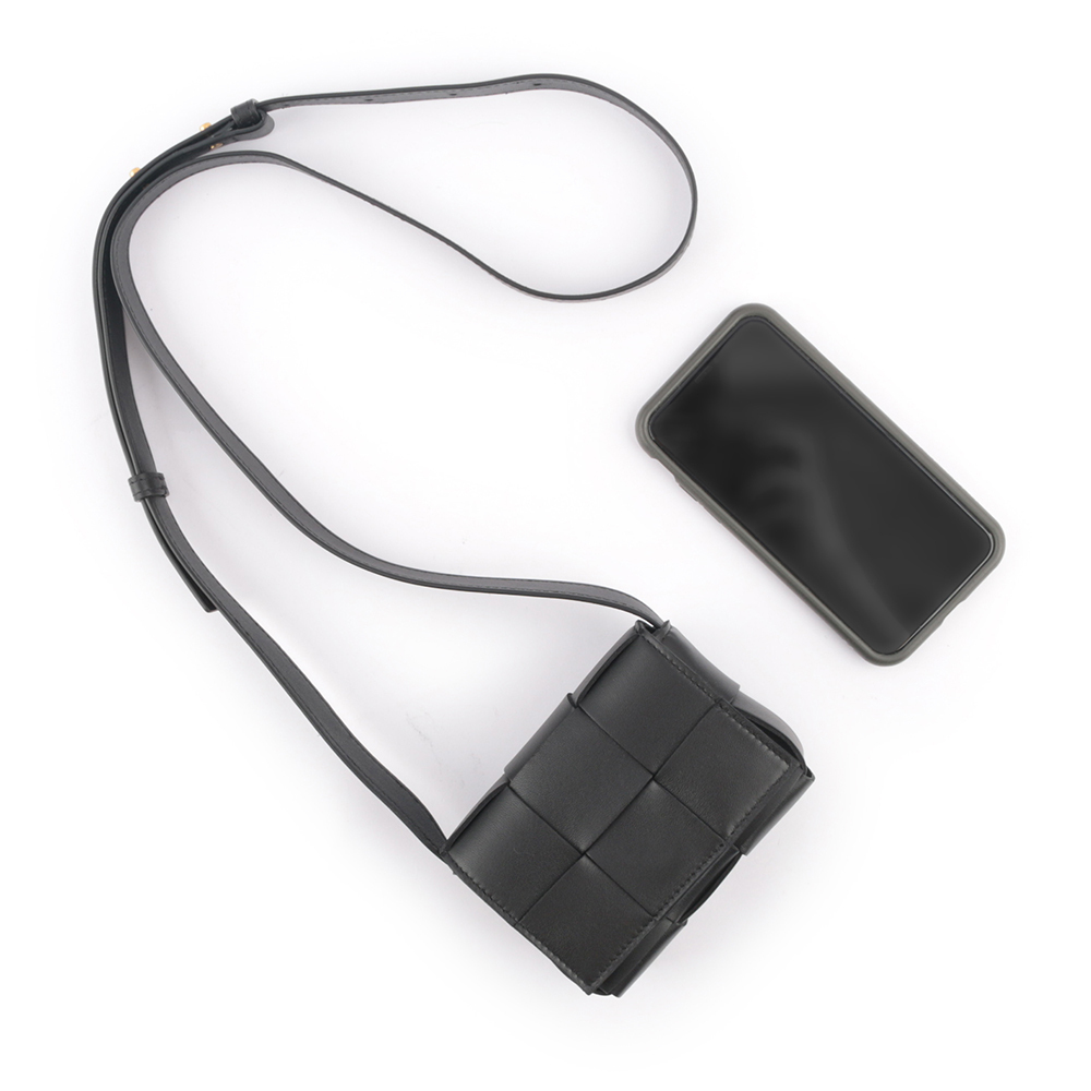 【BOTTEGA VENETA】小羊皮Cassette迷你編織包