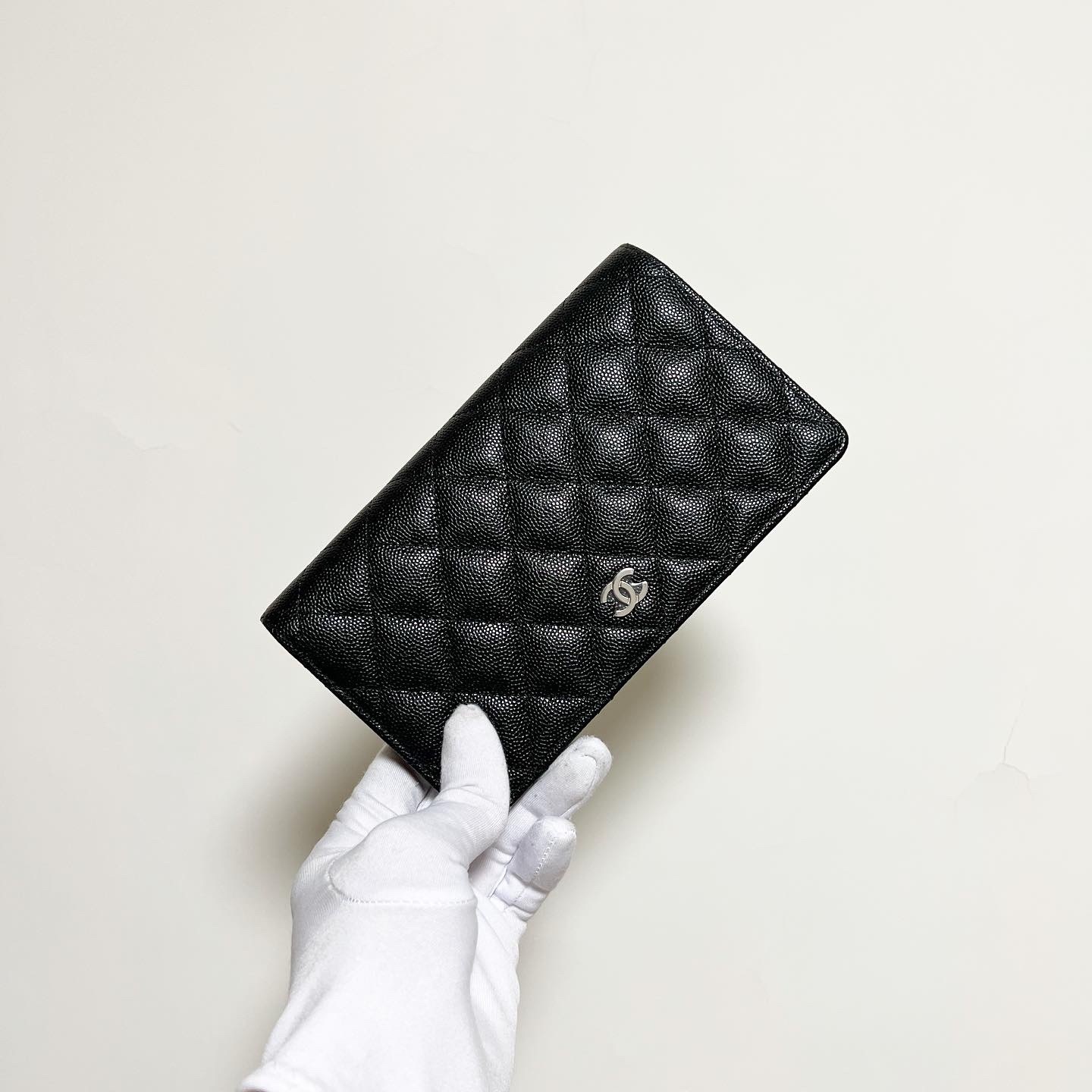 CHANEL Classic 長銀包 (魚子醬皮 x 銀CC )