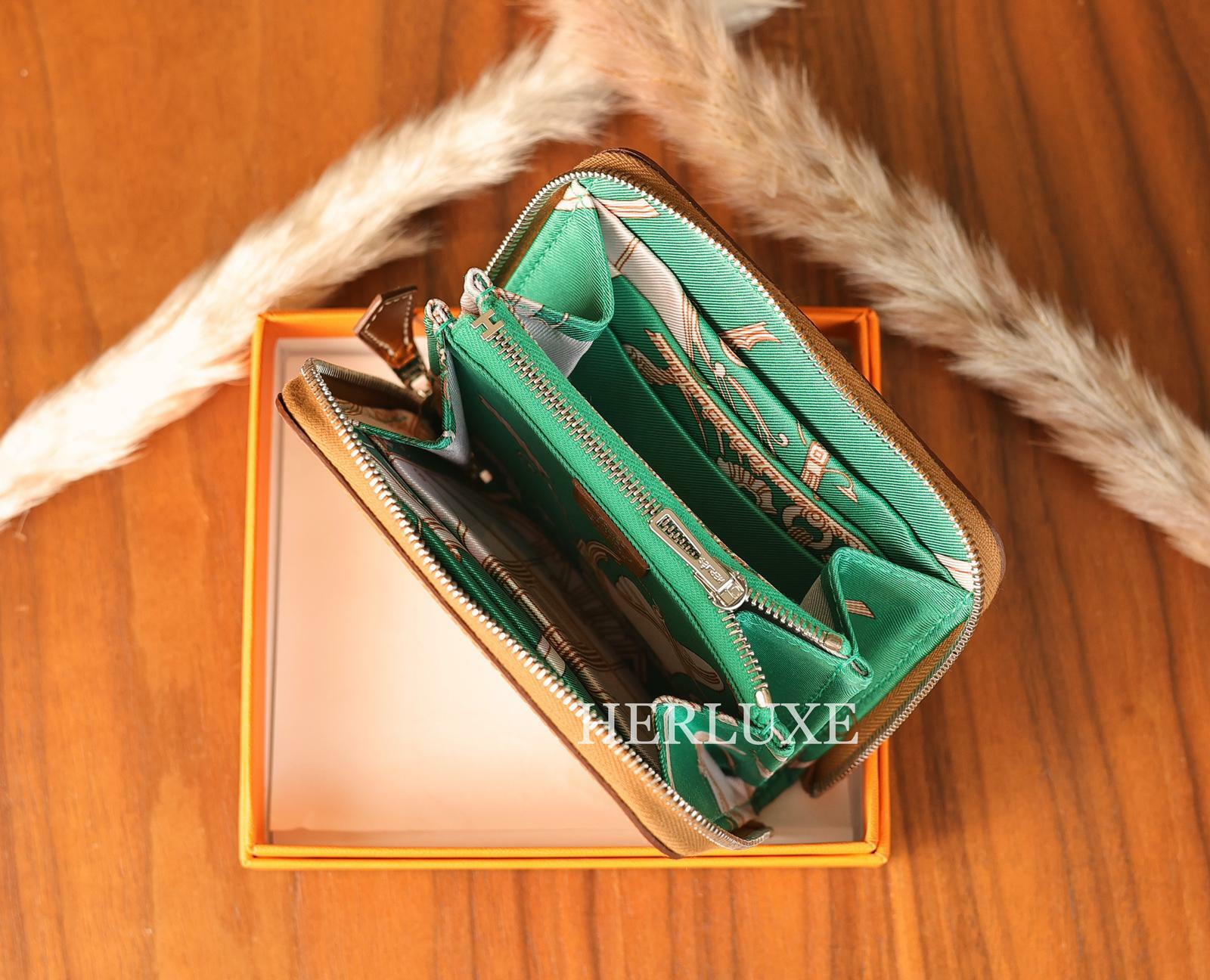 Silkin compact 37 gold ck epsom