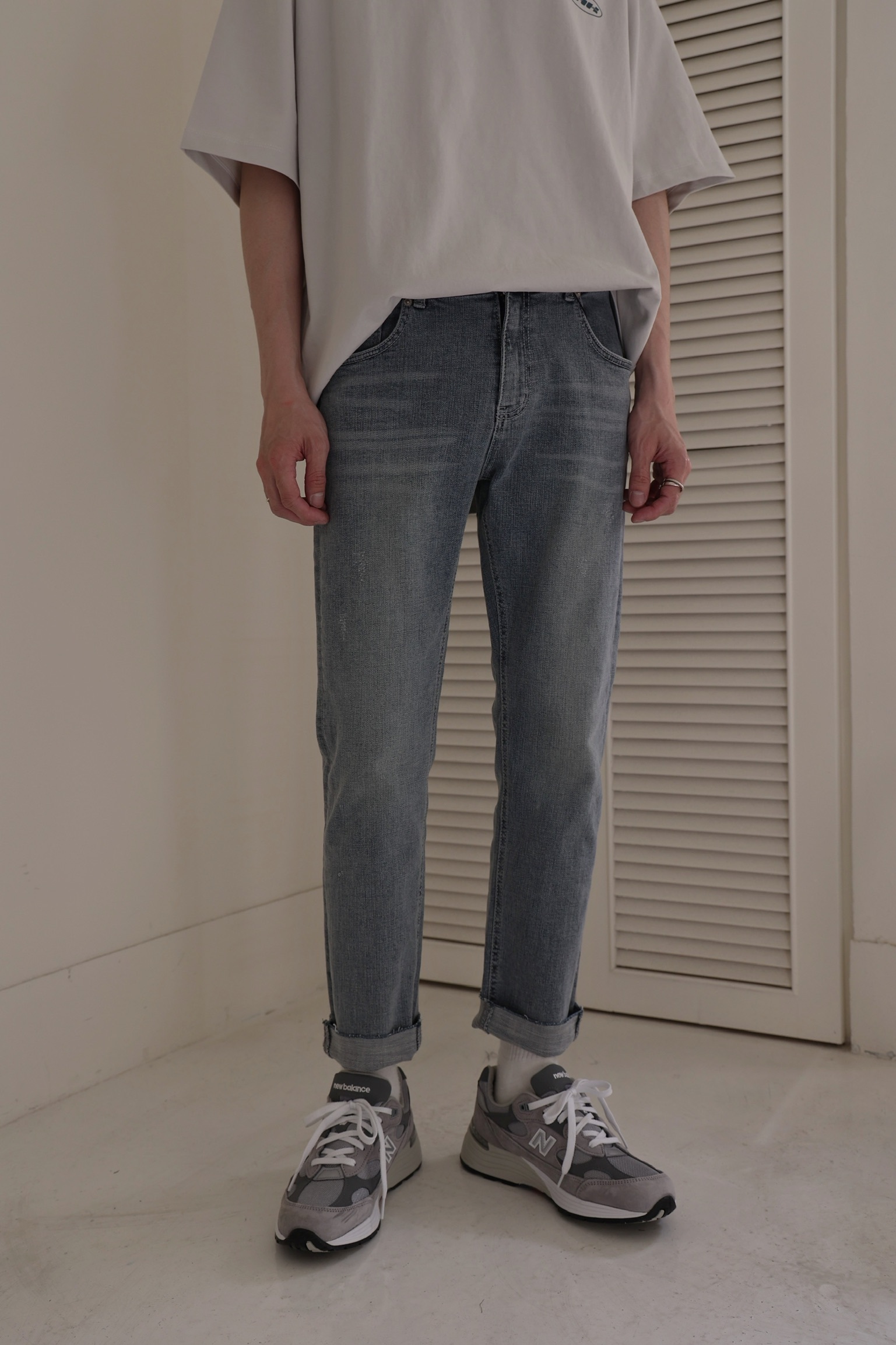 特殊色系 合身不緊身牛仔褲