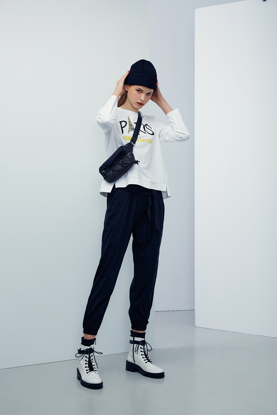 時尚精品PARiS街頭風棉T R6321