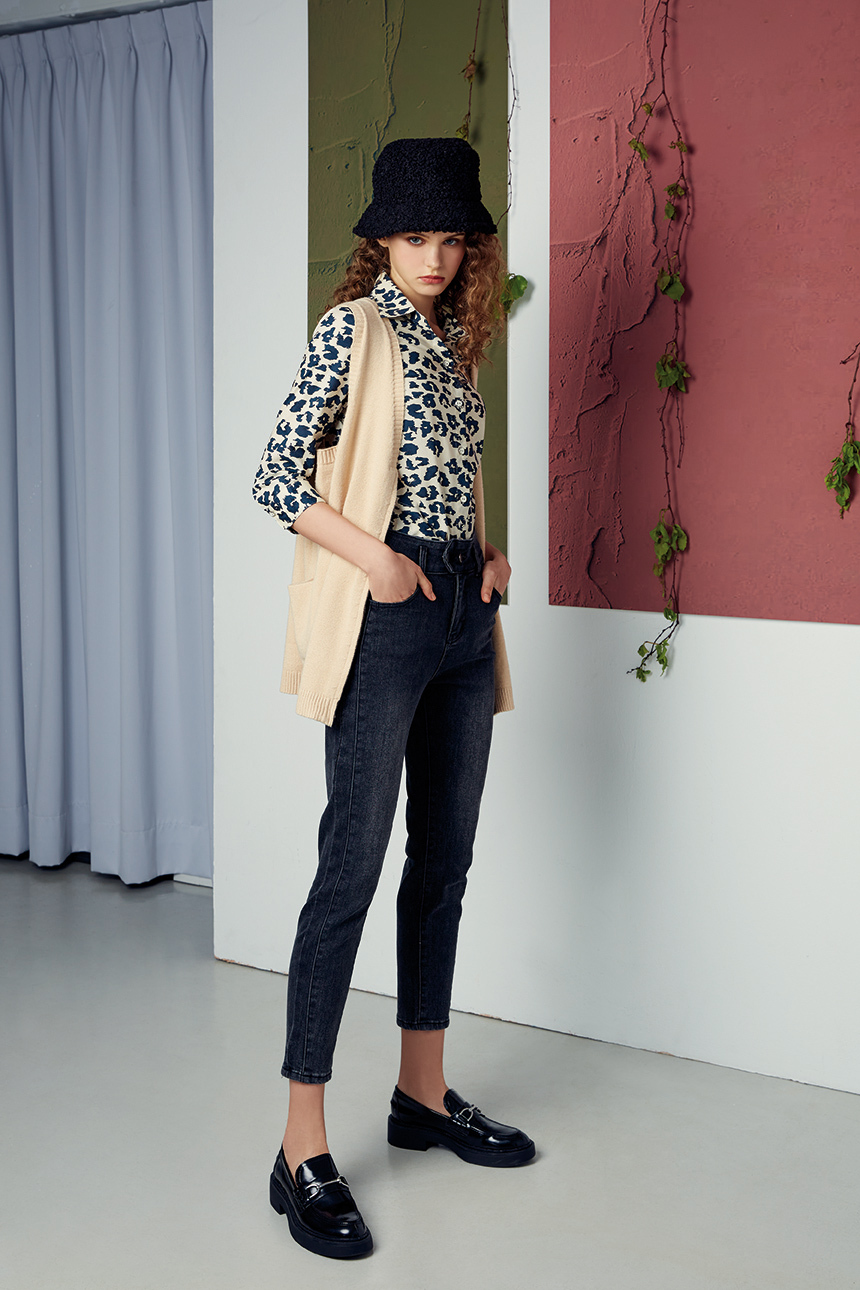 塑腰造型修身顯瘦彈力牛仔褲R6511