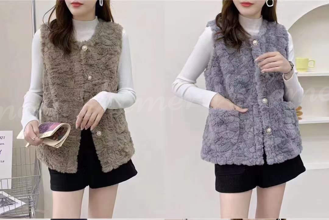 JK22S1153 捲捲貓貓毛毛加珠珠金邊背心