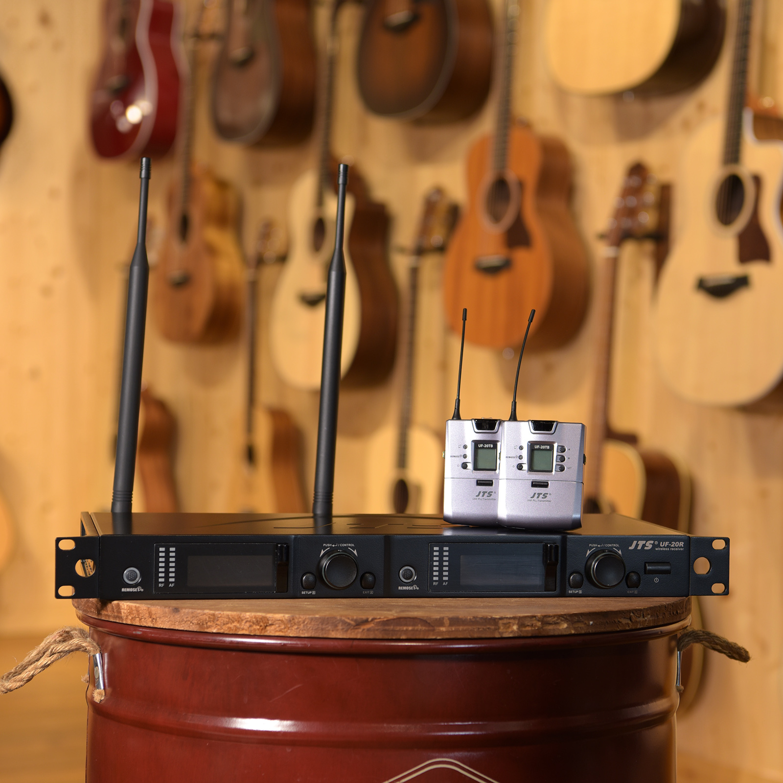 JTS UF-20R自動選訊無線麥克風系統 贈CM-806頭戴式麥克風 X2