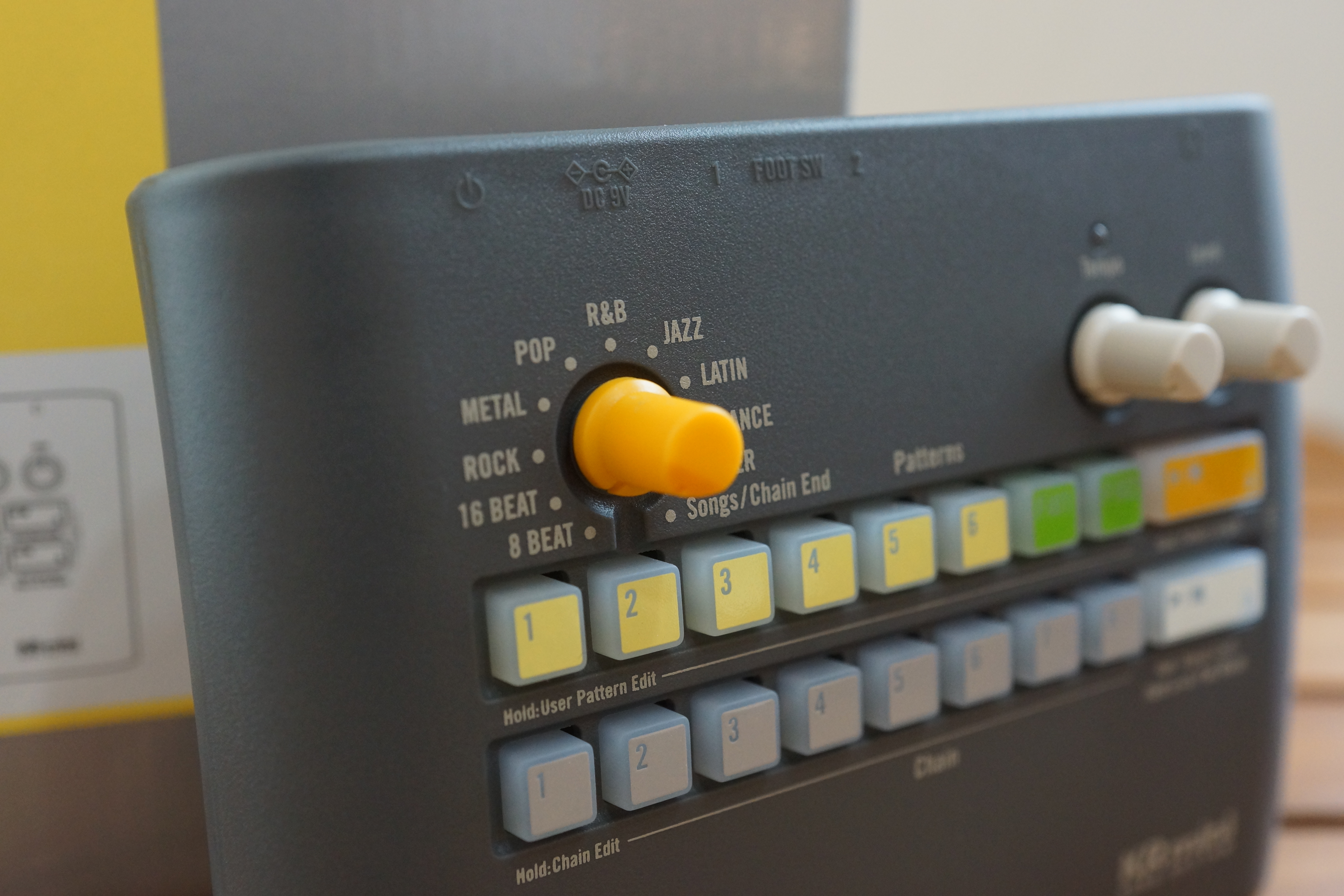 『總代理公司貨』 KORG KR mini 可攜式節奏機 鼓機 內建喇叭 可裝電池