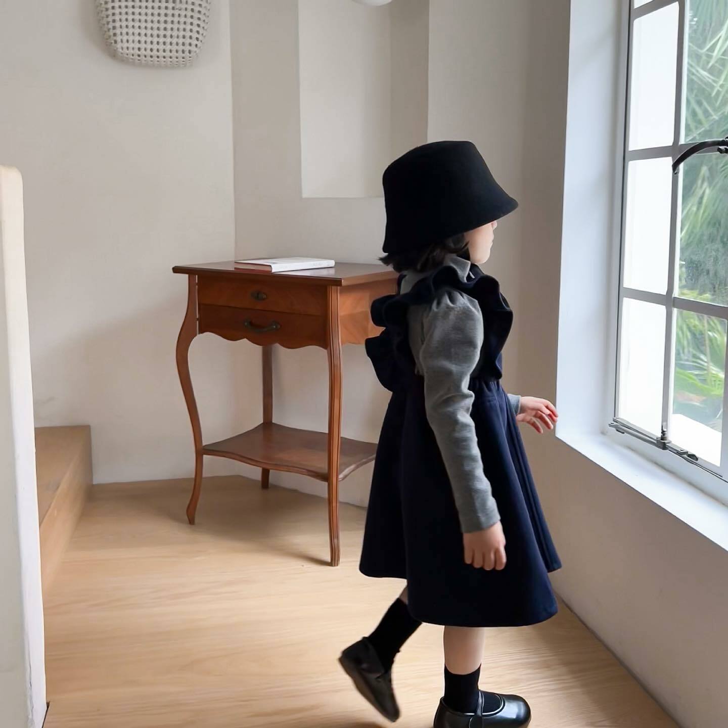 花邊毛呢吊帶傘裙