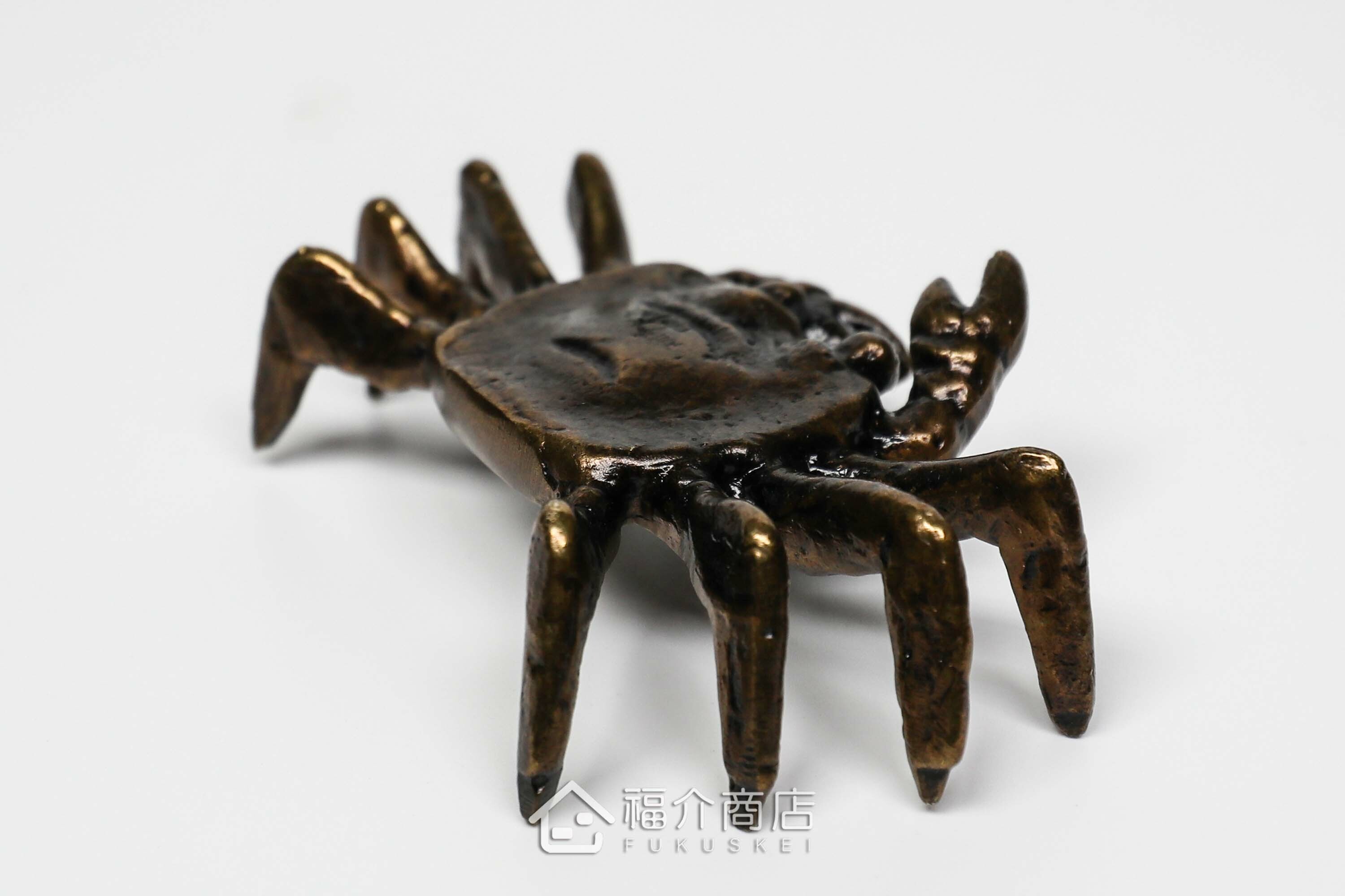 銅製螃蟹造型的蓋置