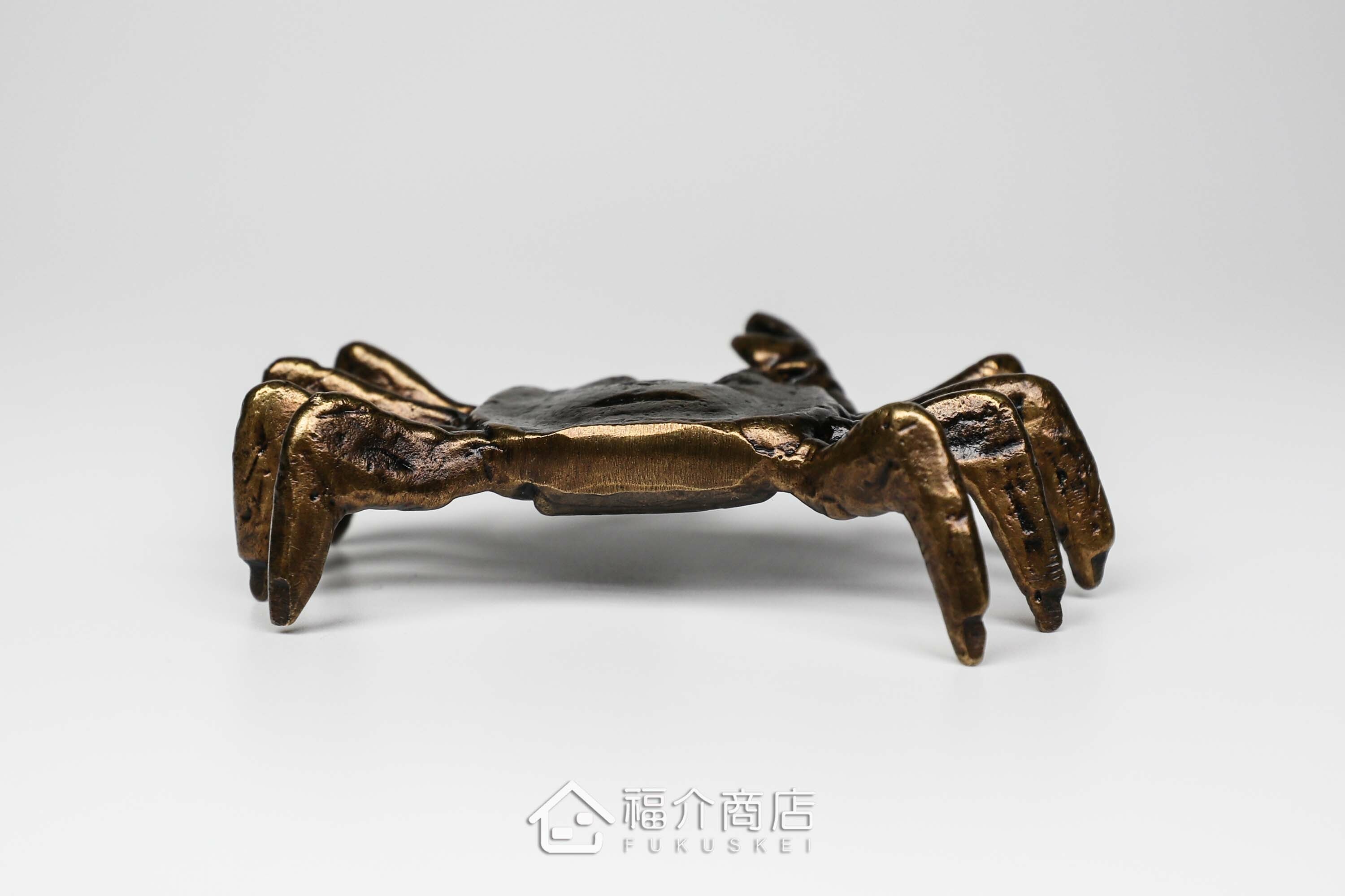 銅製螃蟹造型的蓋置