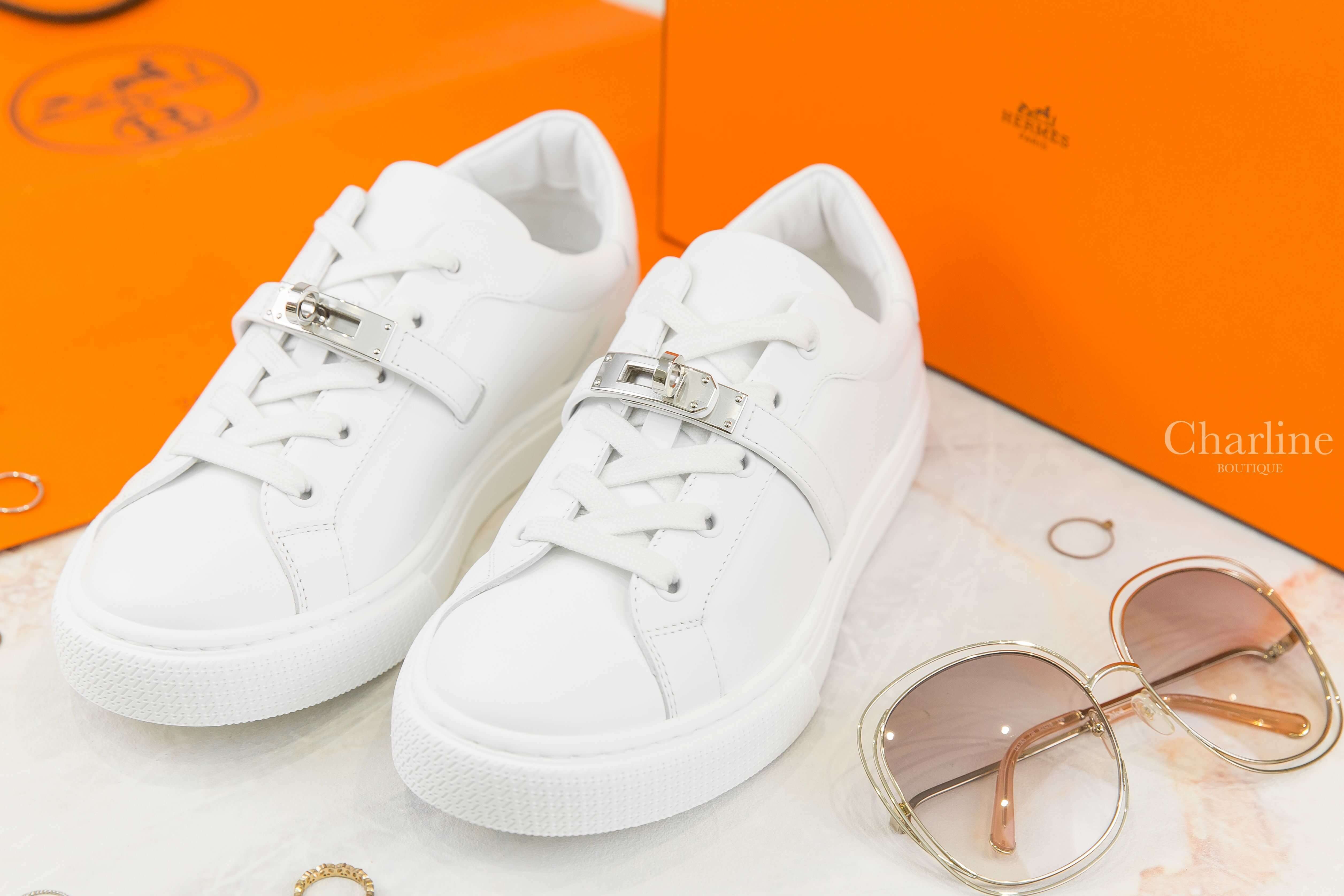 Hermès Day Sneaker 白色銀釦小牛皮運動鞋-Charline Boutique 精品代購