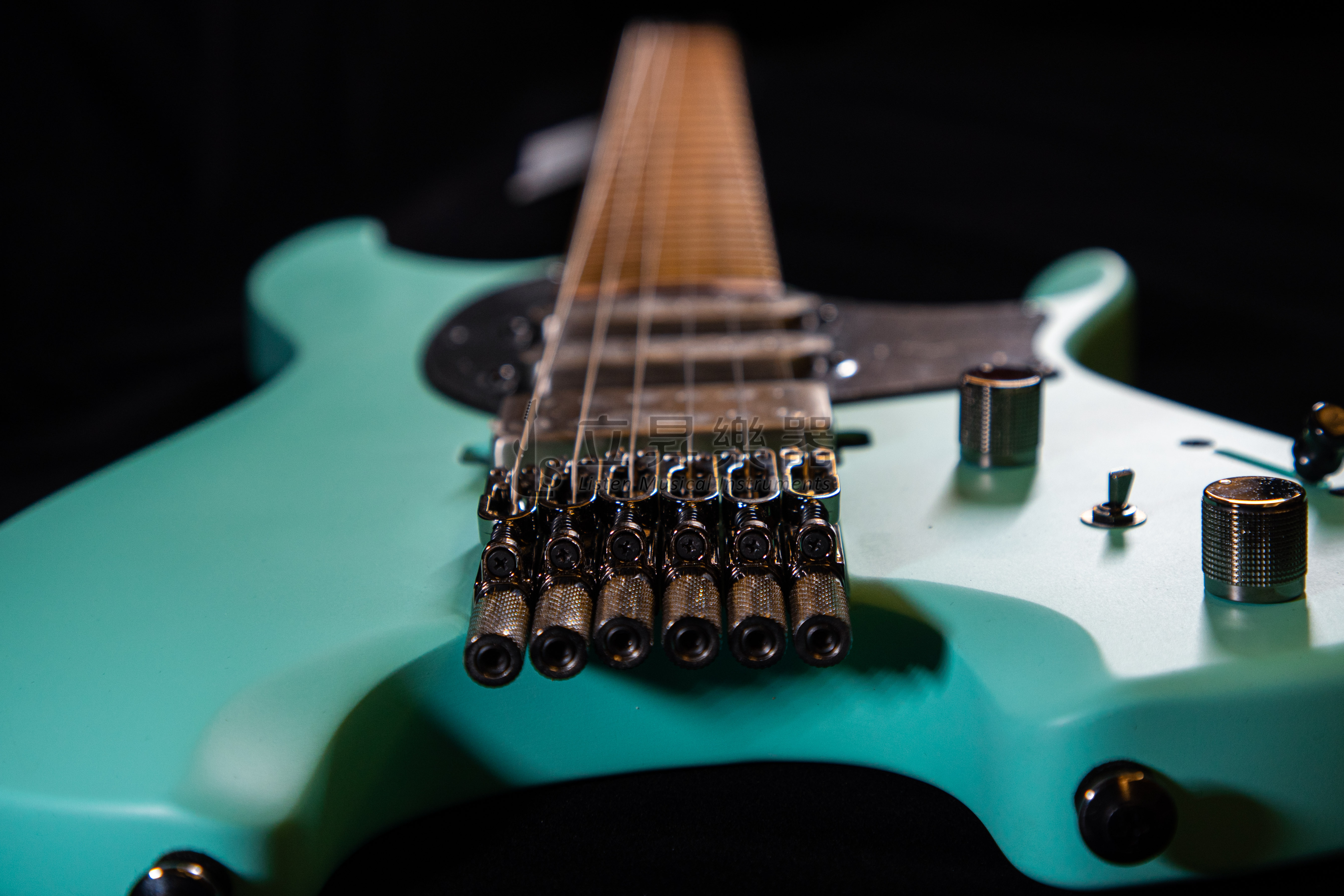 Ibanez Ibanez Q54-SFM 無頭琴 電吉他 霧面泡沫綠色 3拼烘烤楓木/非洲玫瑰木琴頸 單單雙 螢光側點鑲嵌 第 5 張圖片｜三峽吉他 / Bass