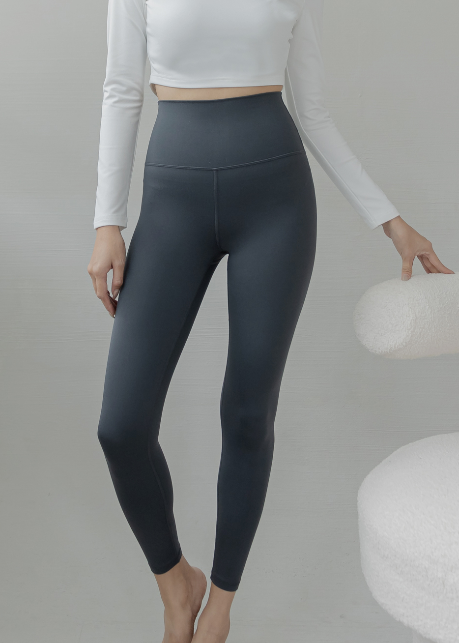 9/10 Shyni High-Rise Legging- 碳黑