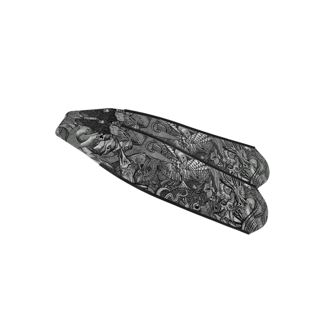 ▲DiveR 全碳纖維長蛙板-礁石之生(黑白)