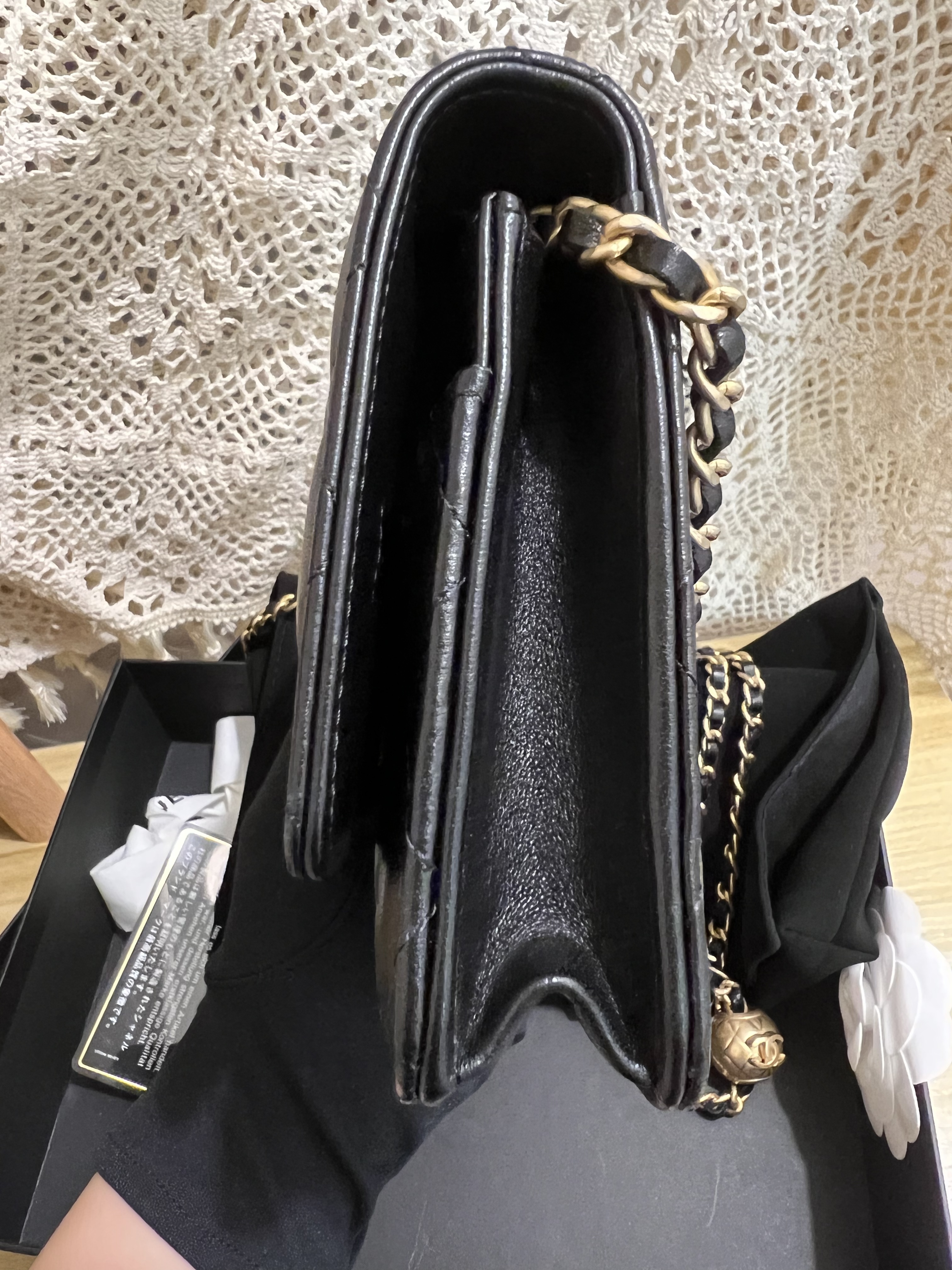 Chanel WOC Wallet On Chain 金球 Pearl Crush