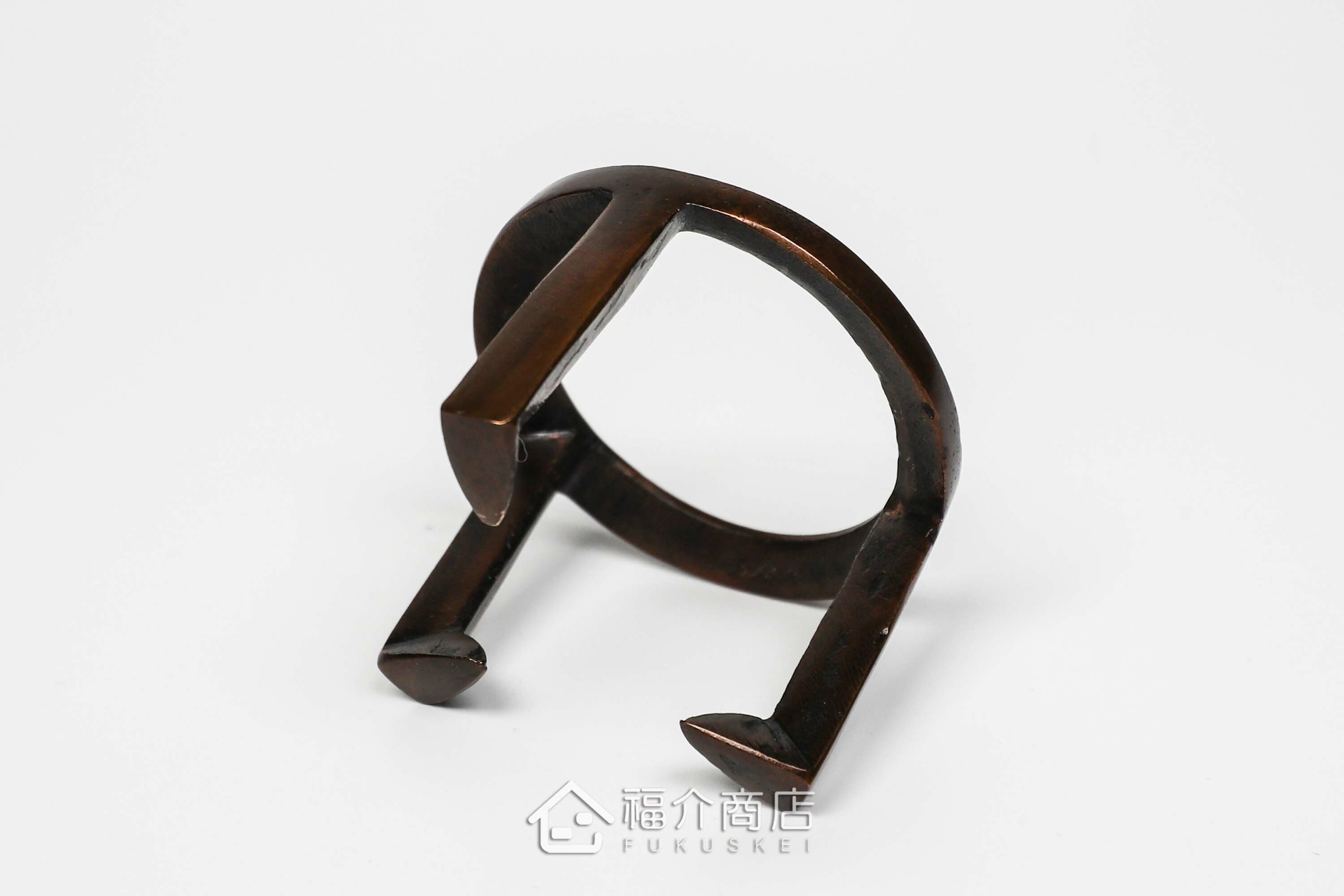 銅製五德造型的蓋置