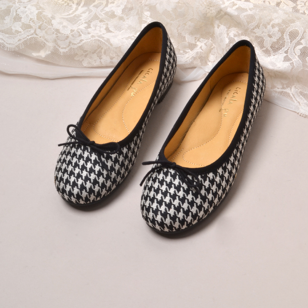 15606  千鳥格 手工娃娃鞋