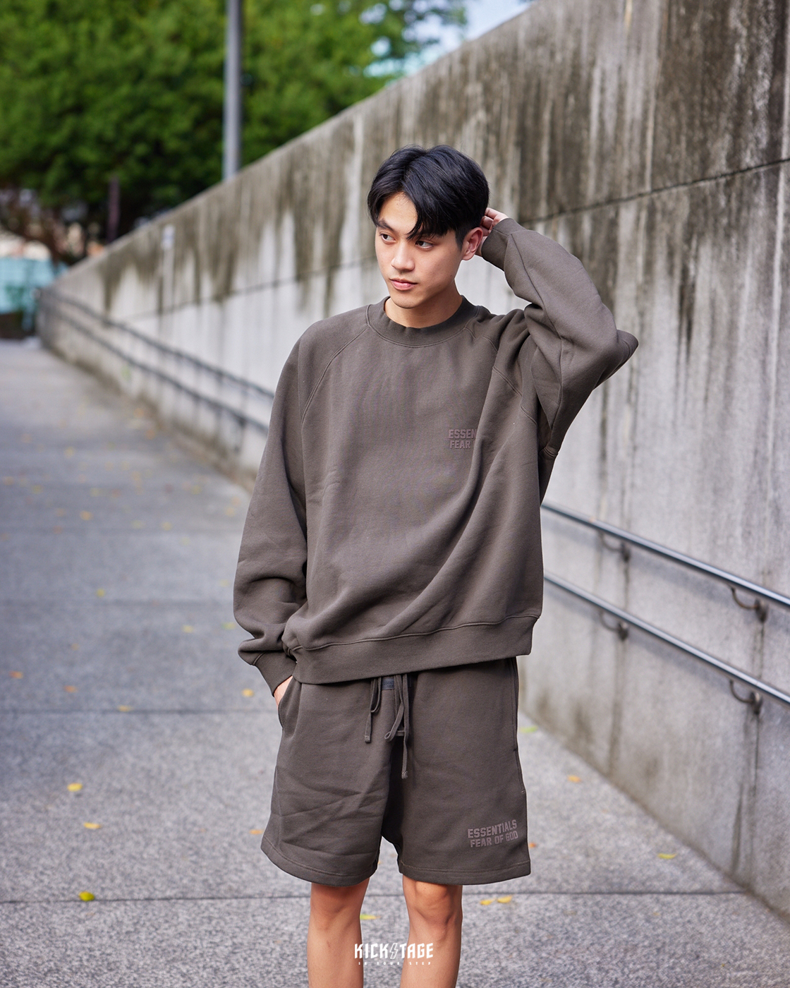 **特價商品售出不退換**2022 FOG FEAR Of GOD ESSENTIALS SWEATSHORT 棉短褲 棉褲【木頭色 160SU222004F】【水洗黑 160SU222005F】【米黃 160SU222006F】