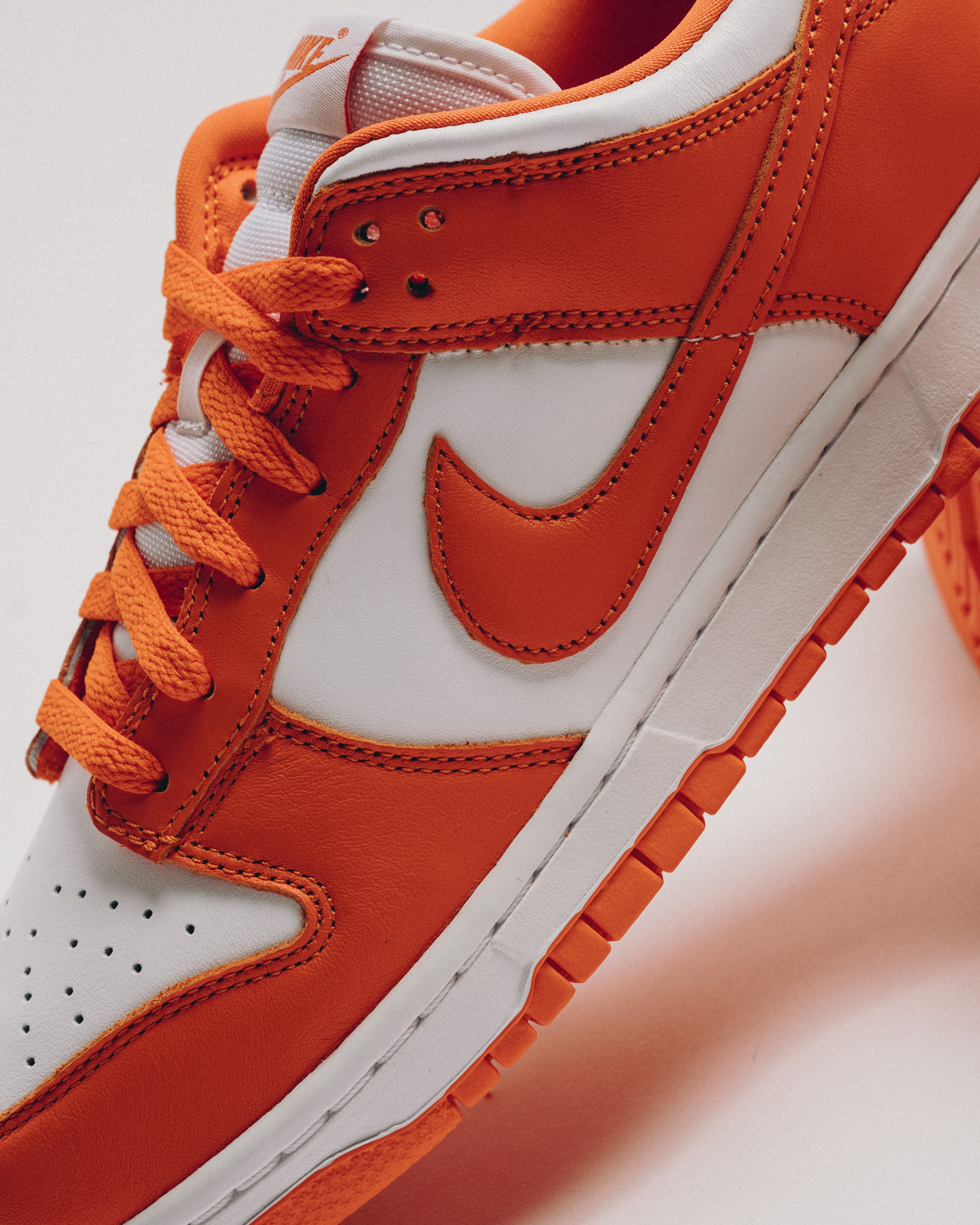 Nike Dunk Low Syracuse CU1726-101