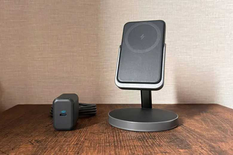Anker magsafe 磁吸3合1無線充電器