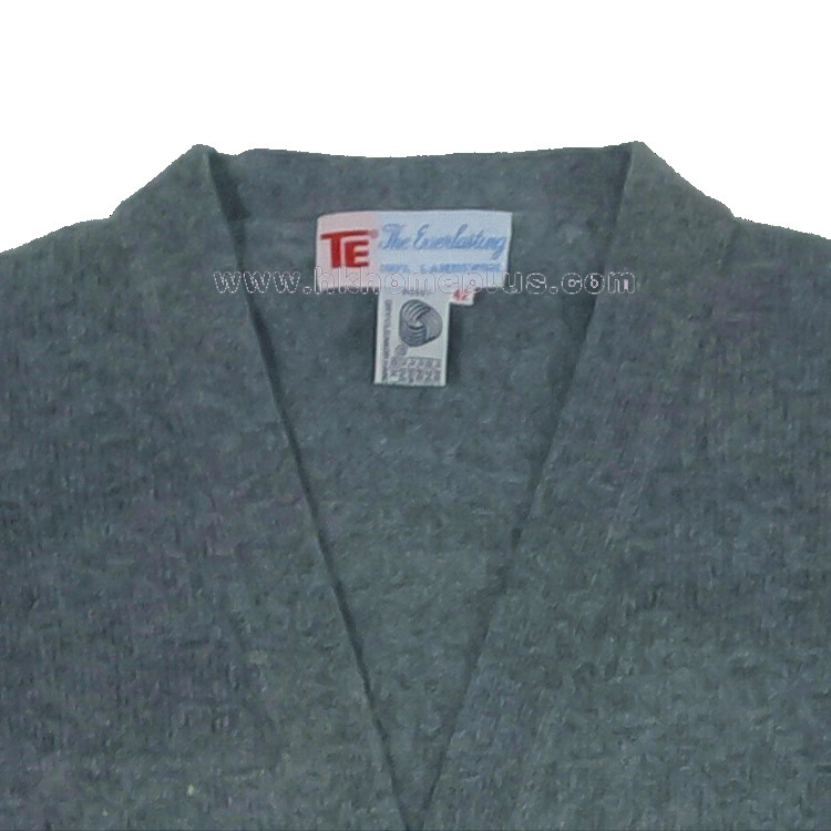 TE牌: 純羊毛開鈕長袖毛衣 (36-44碼)