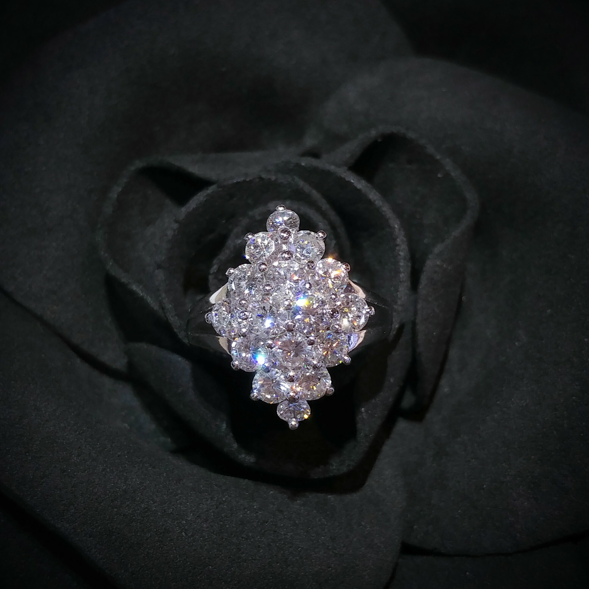 Platinum 900 2.12ct Diamond Ring